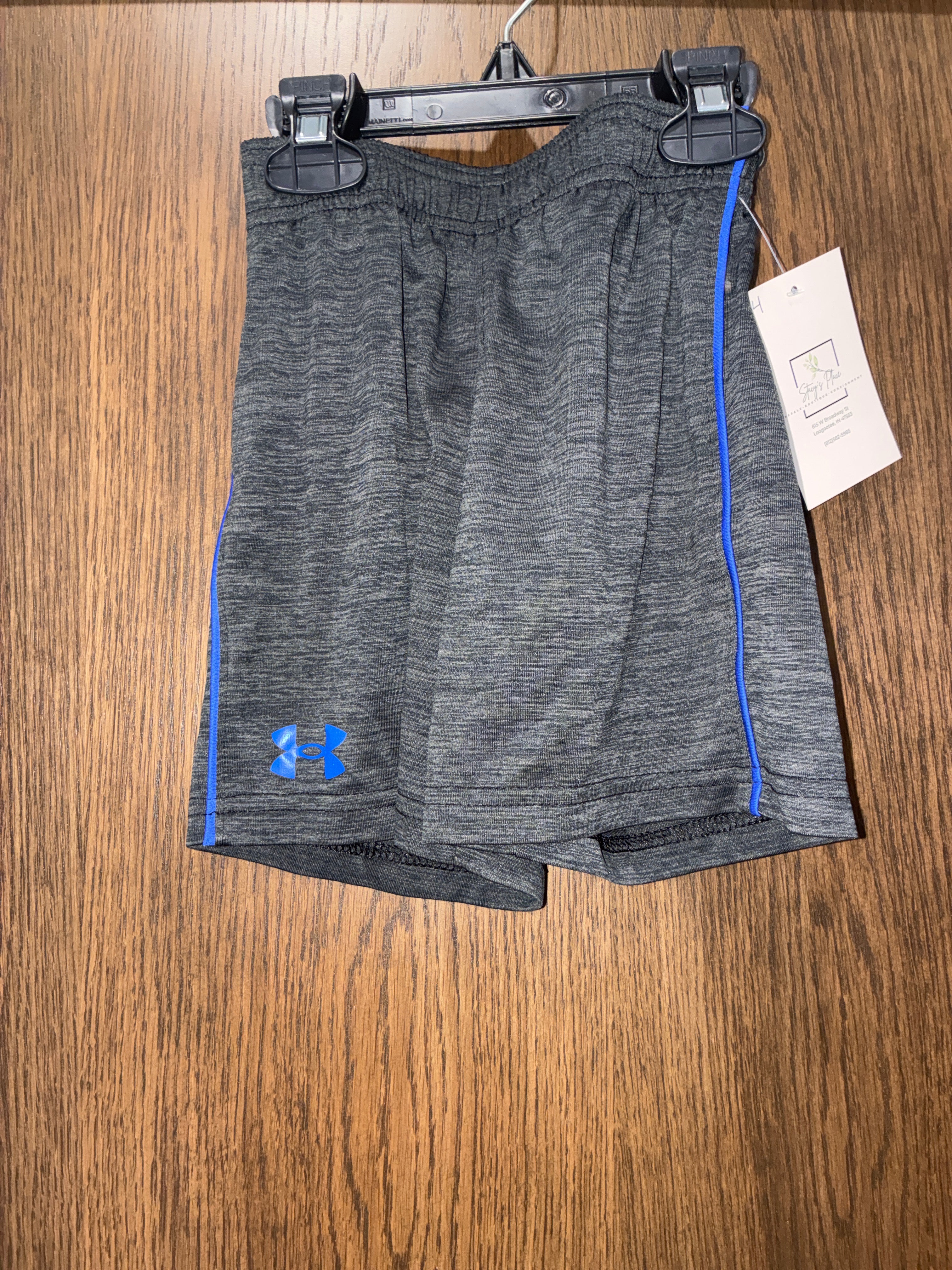 Boys Under Armour Shorts Size 4