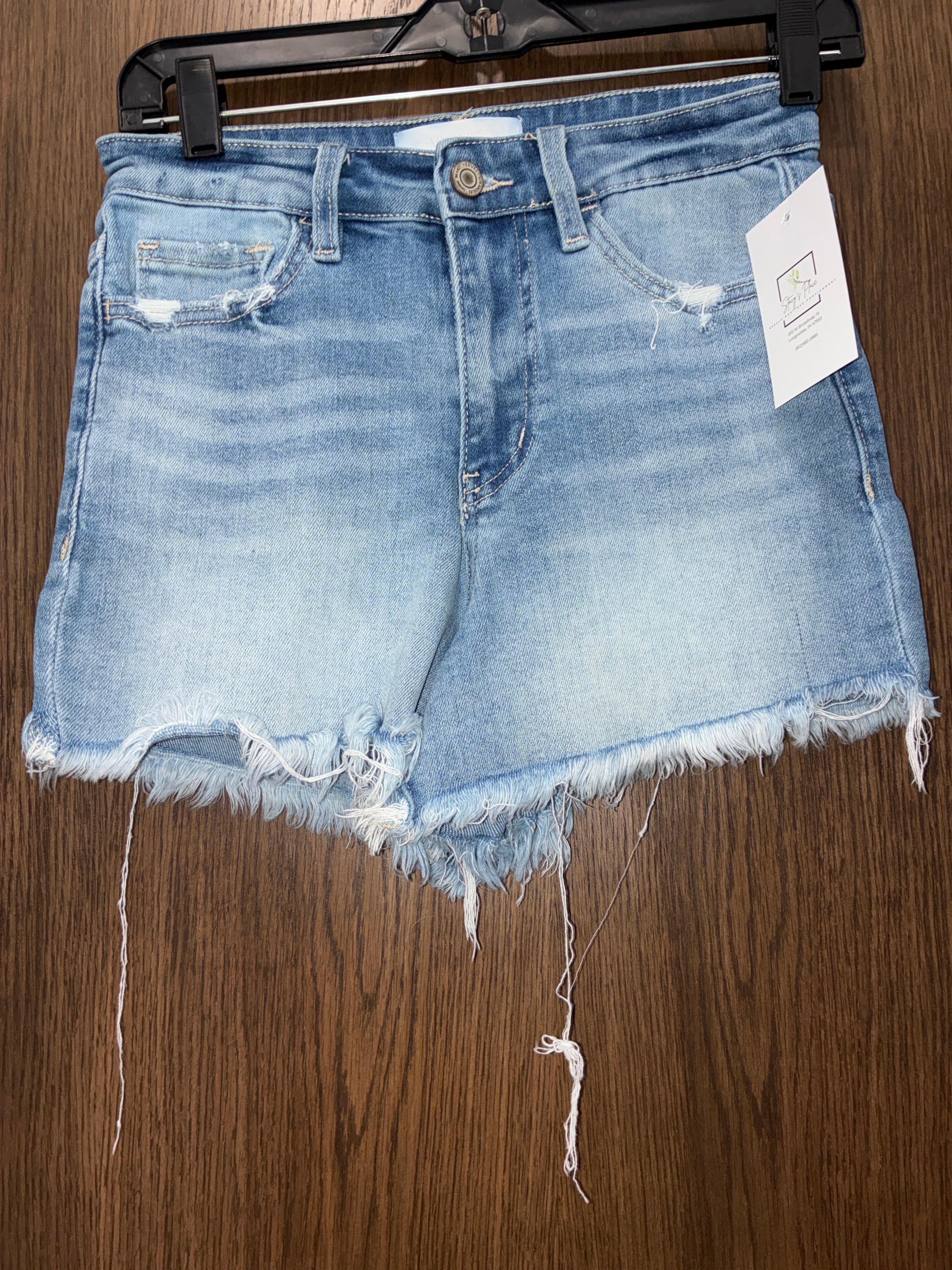 Women’s Vervet Fray Hem Denim Shorts Size Small