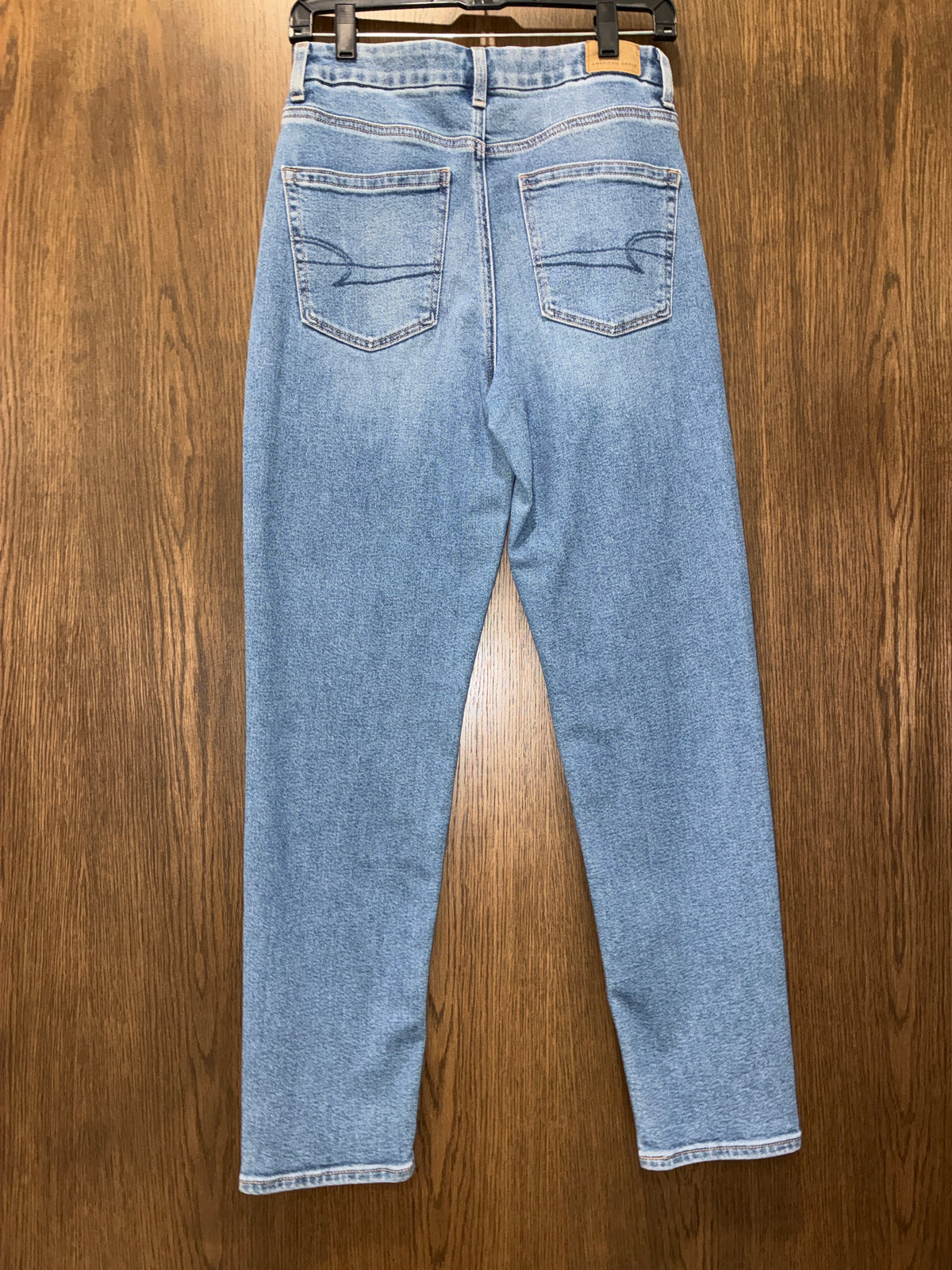 Women’s American Eagle Curvy Mom Jeans Size 6 Regular