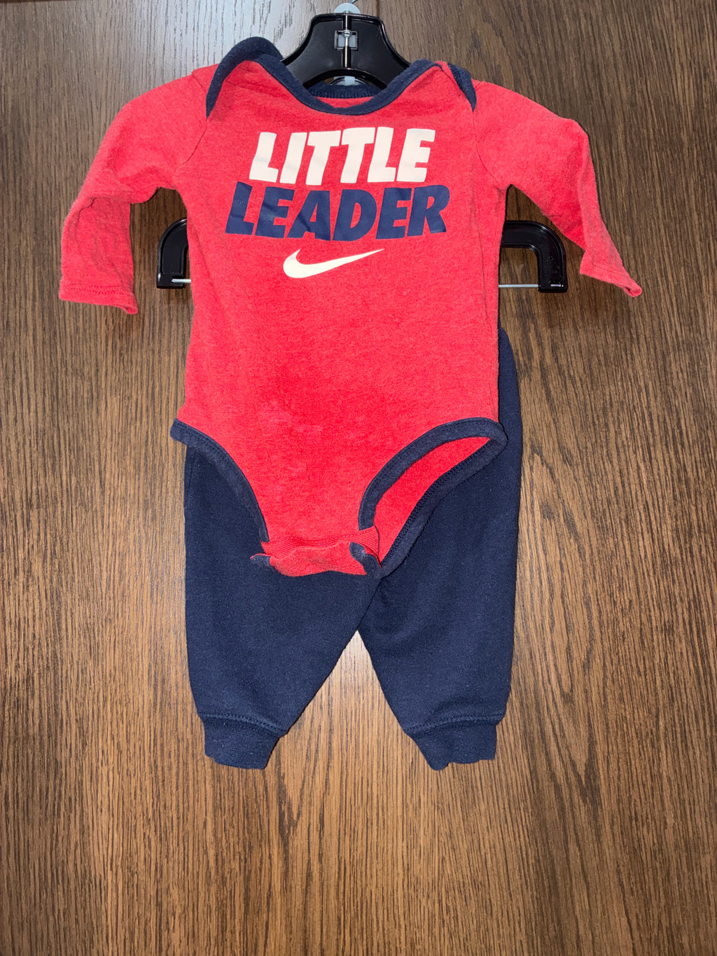 Nike Boys Onesie and Jogger Set Size 3-6 Months
