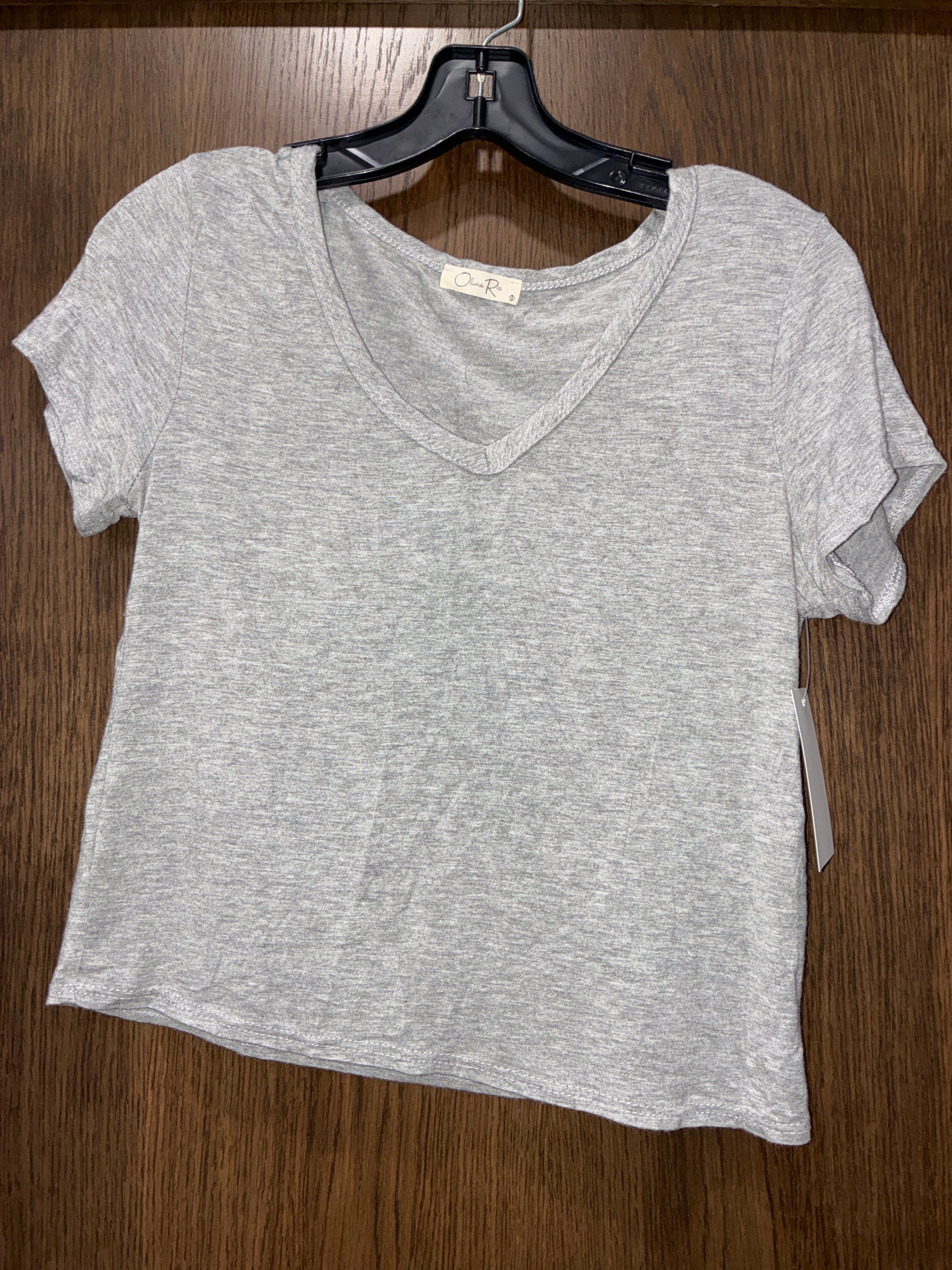 Women’s Olivia Rae Buttery Soft V Neck Short Sleeve Size Medium