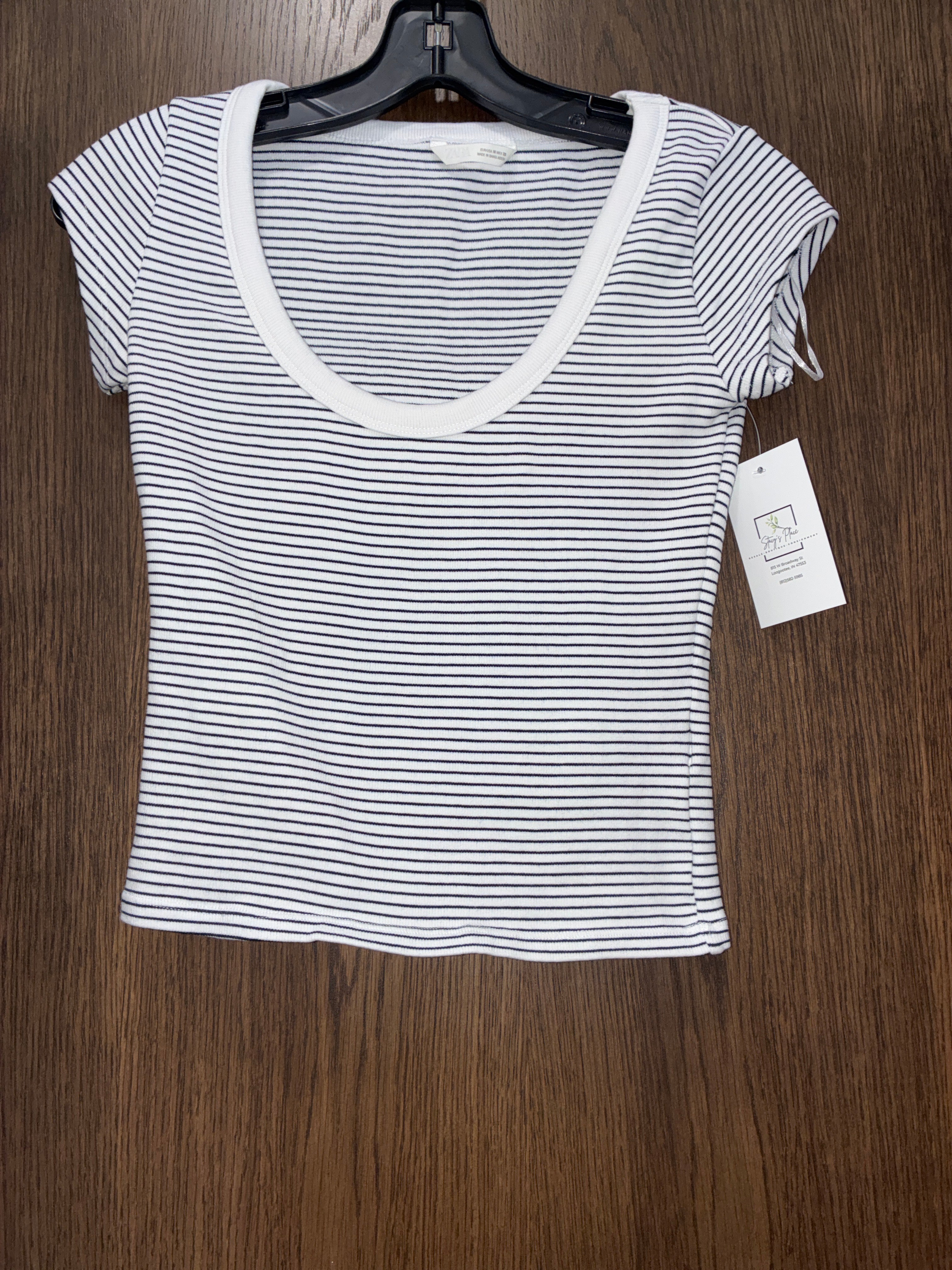 Women’s Zara Scoop Neck Striped Baby Tee Size Medium
