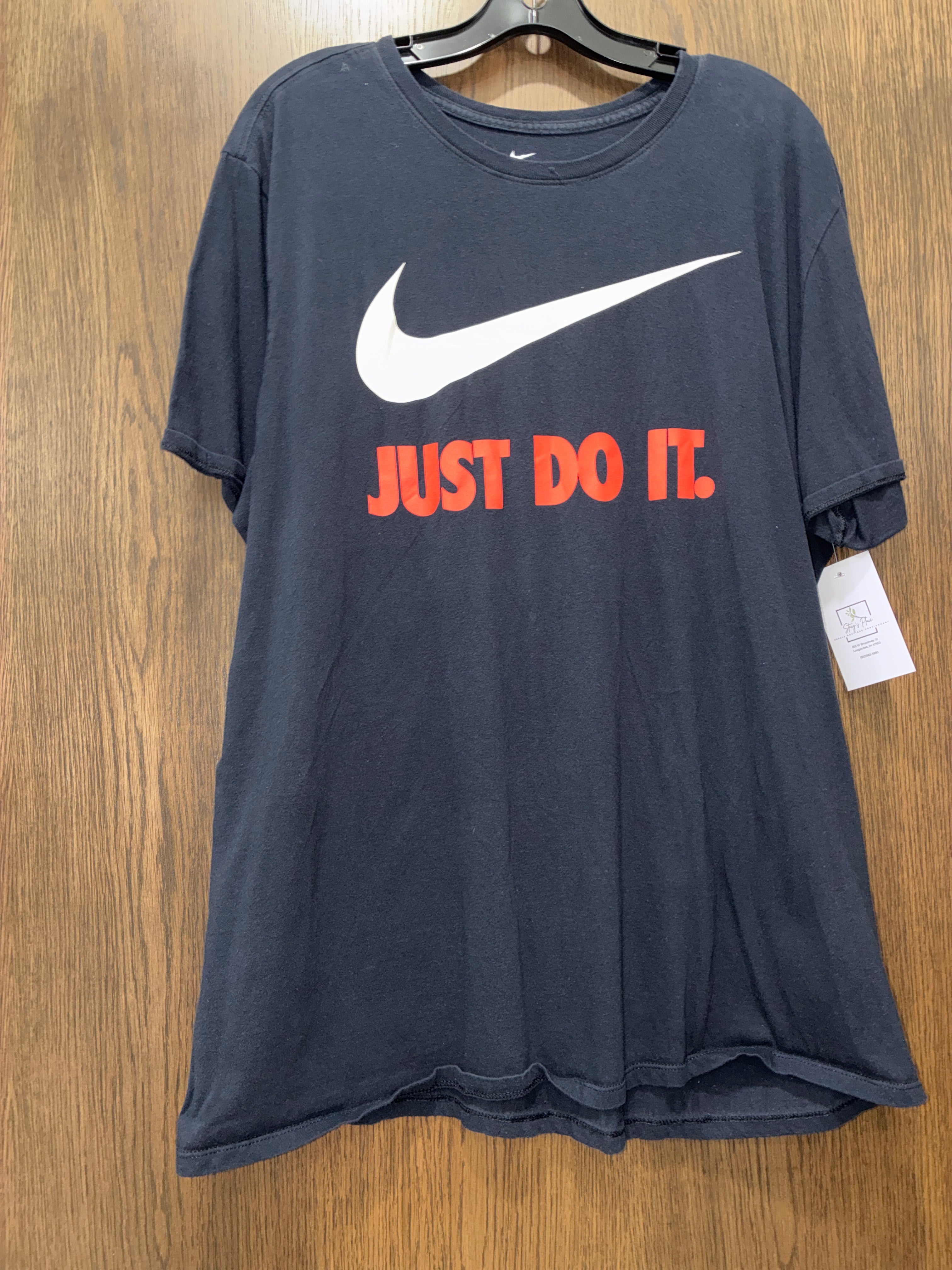 Men’s The Nike Tee Short Sleeve Size XL