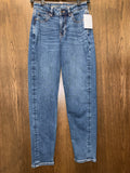 Women’s American Eagle Mom Jean Jeans Size 0R