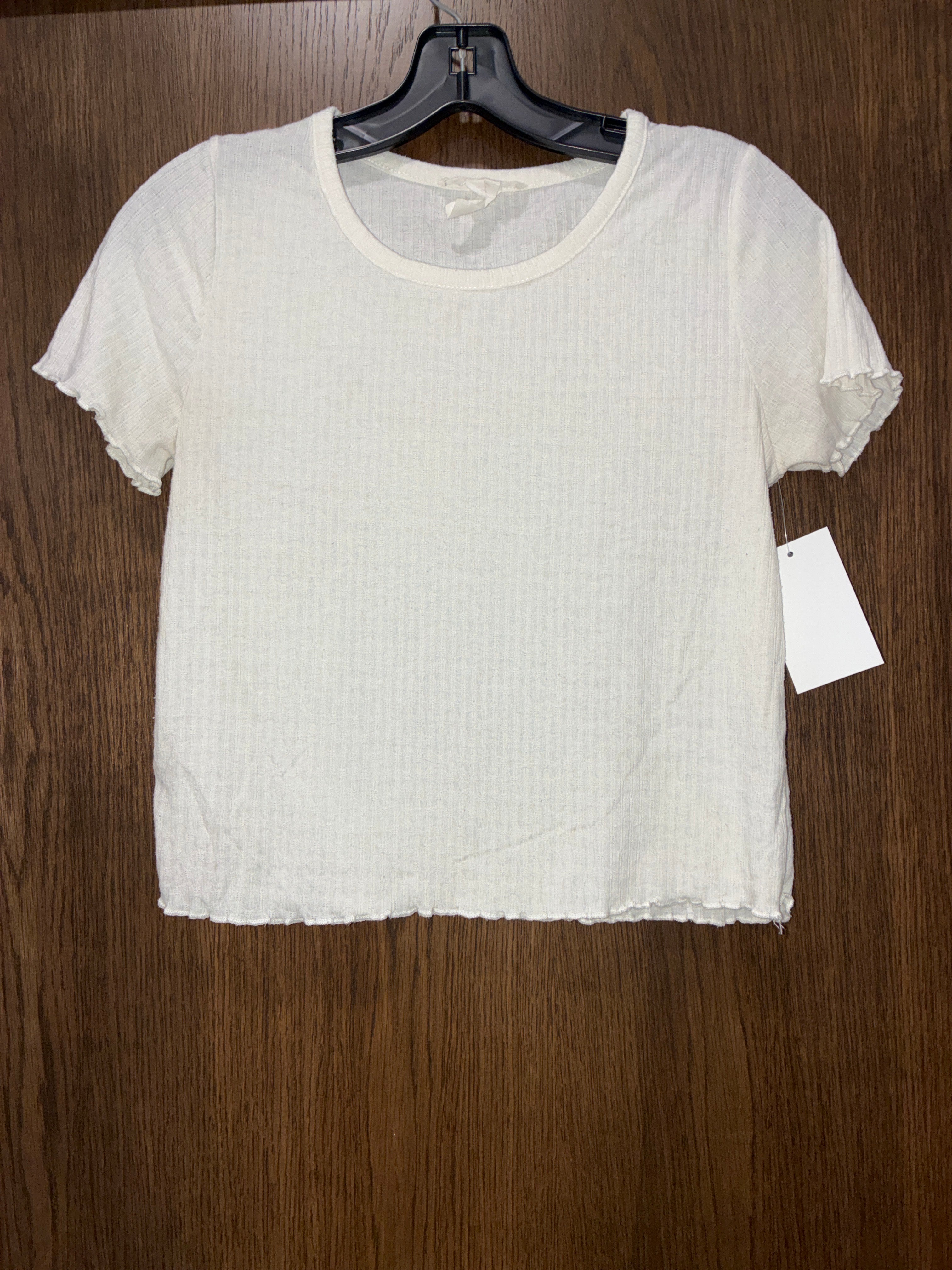 Women’s Caution to the Wind Baby Tee Size Small
