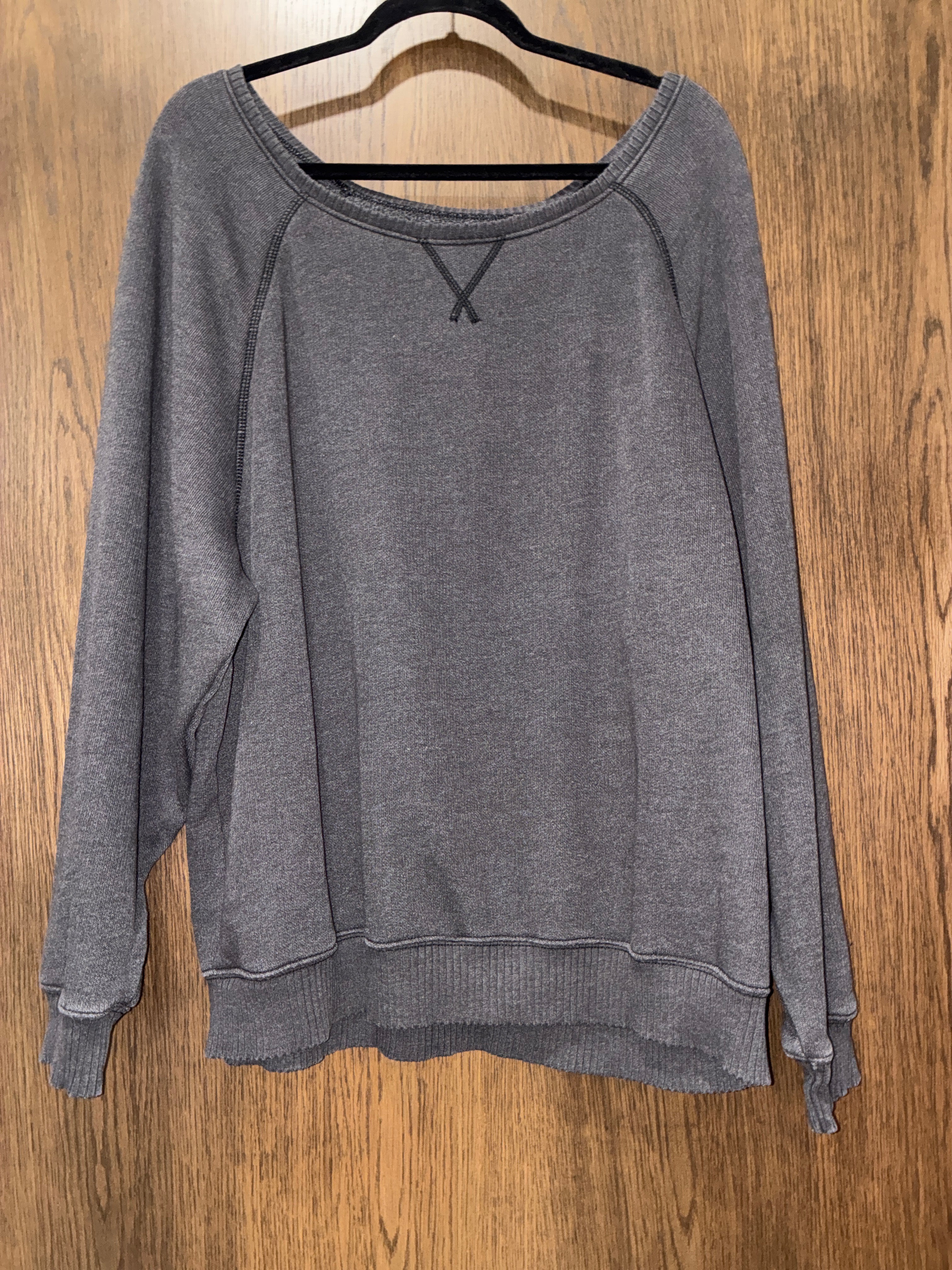 Women’s American Eagle Lived In Oversized Crewneck Size XL