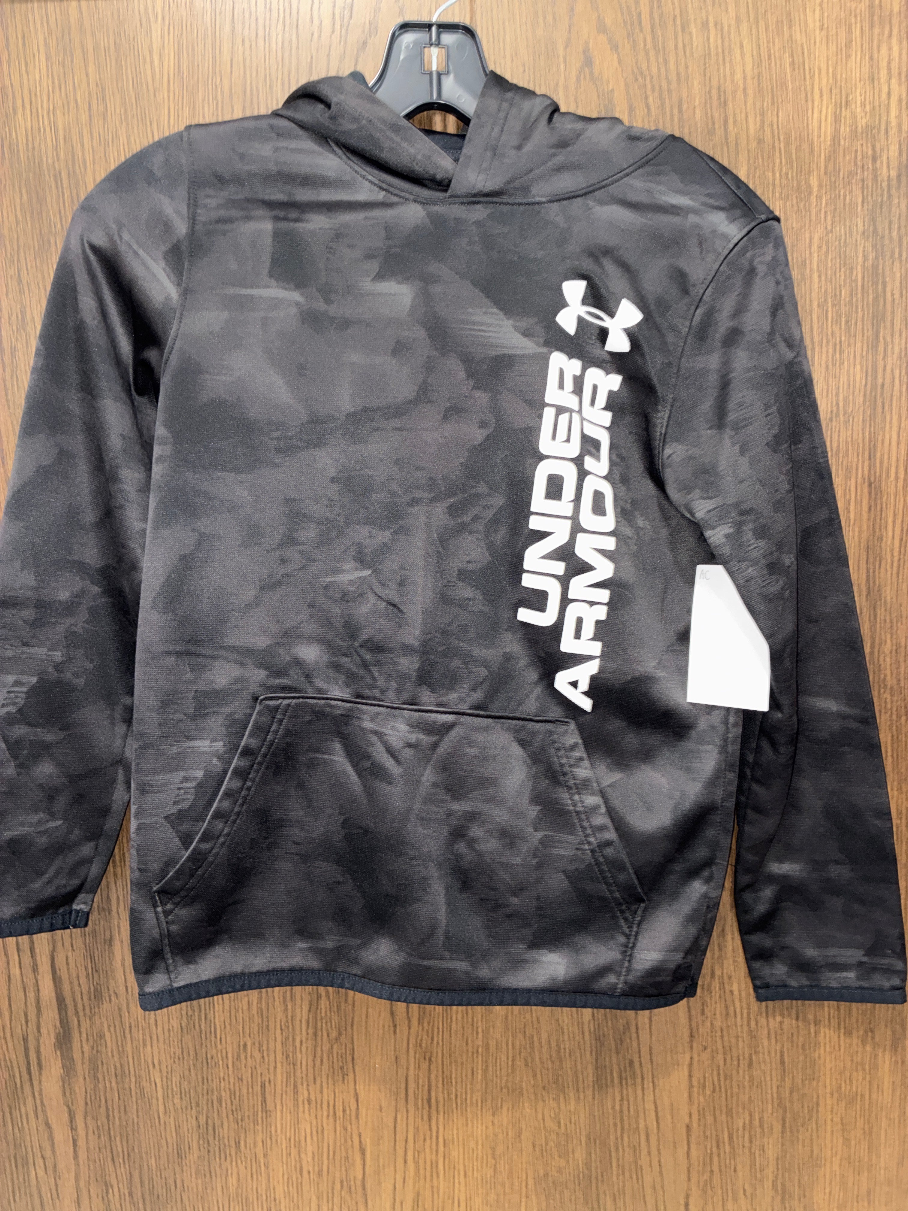 Boys Under Armour Hoodie Size Youth Medium