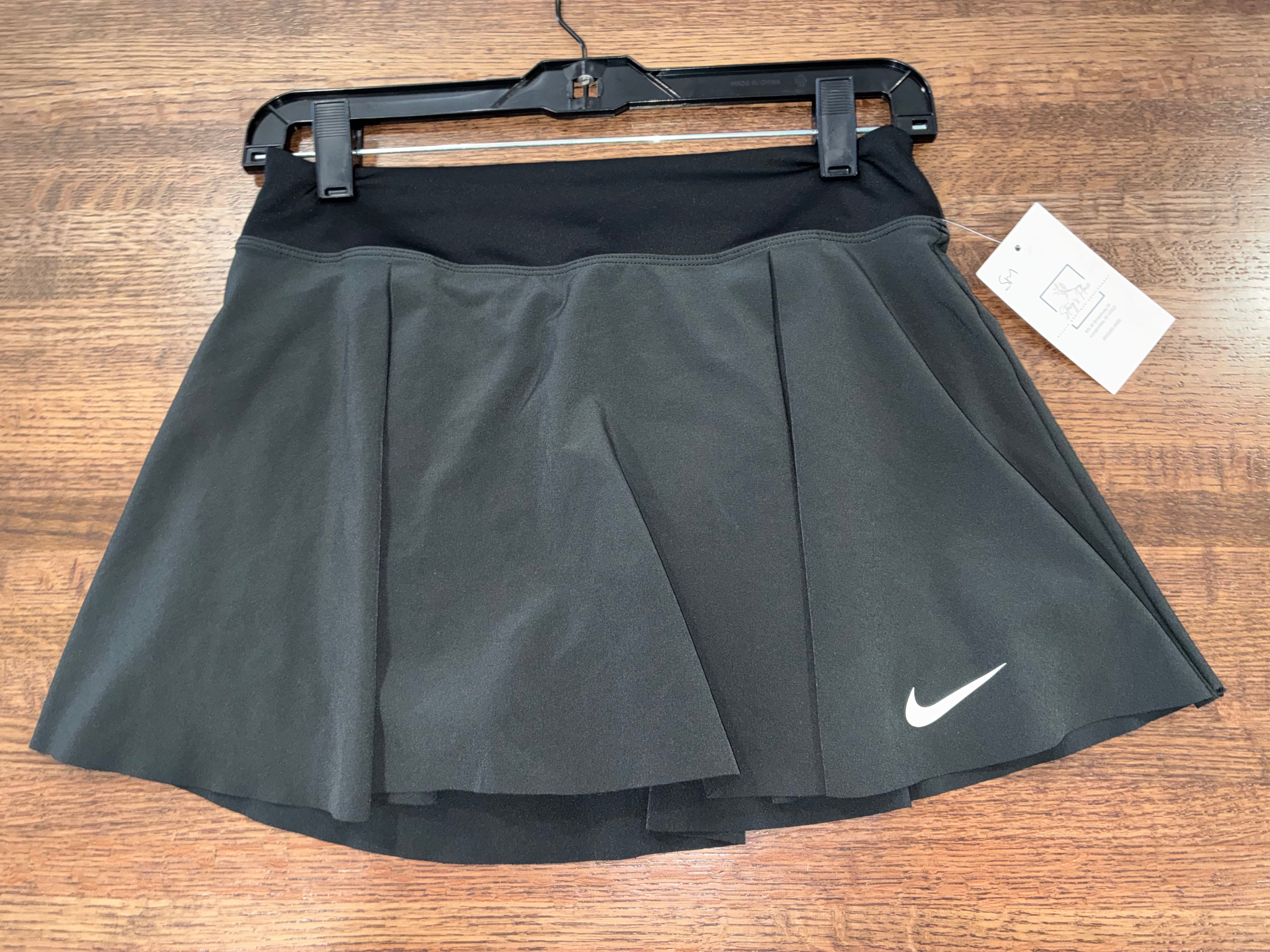 Nike Victory Flounce 12” Women’s Tennis Skort Size Small