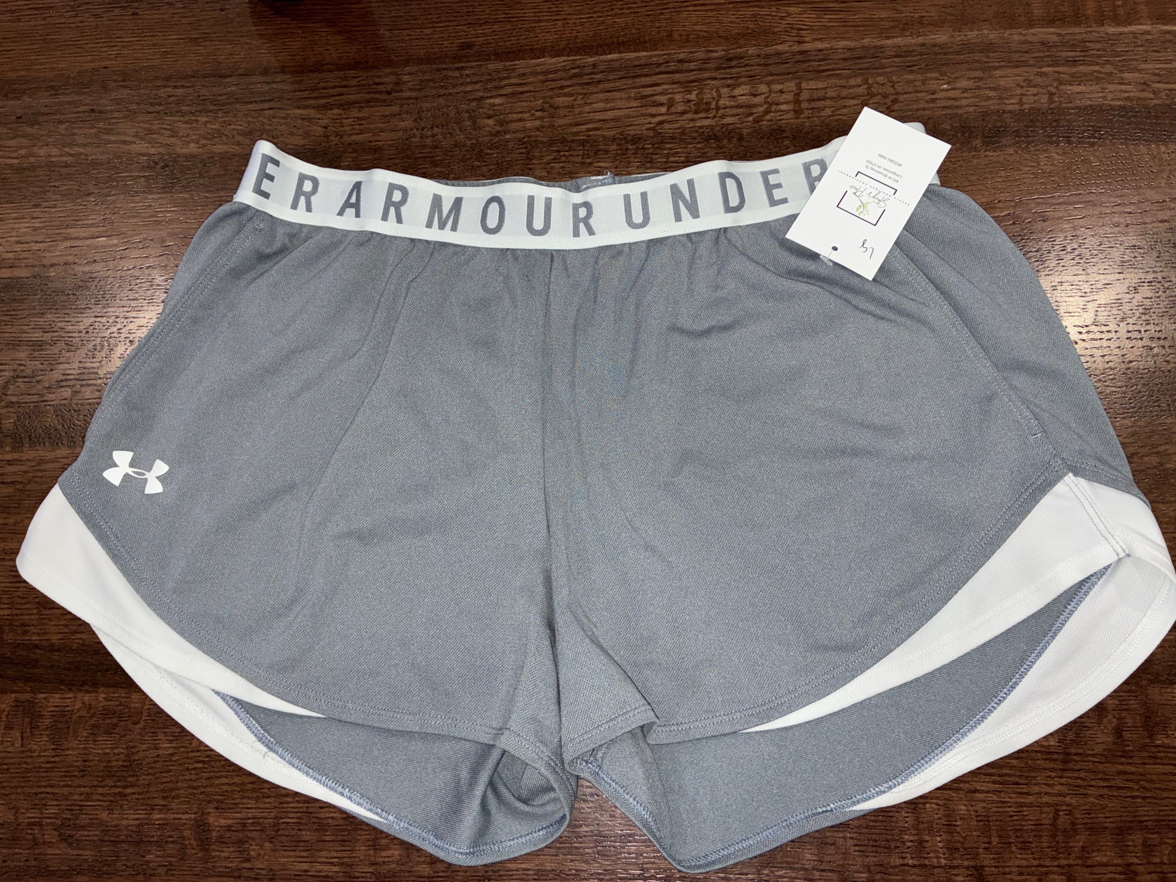 Under Armour Women’s Play Up Shorts Size Large