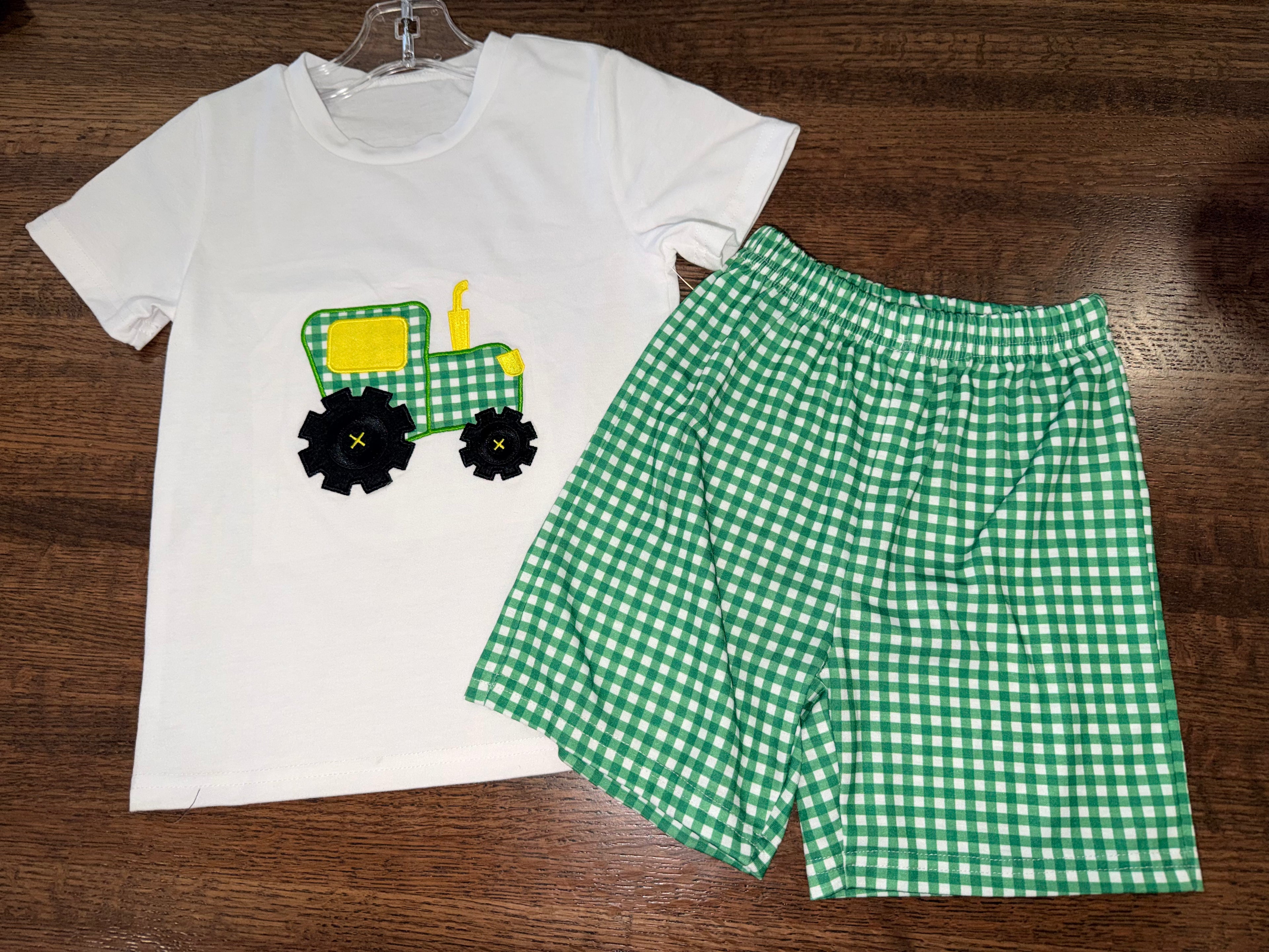 Tractor Appliqué Shirt & Gingham Shorts Size 3 New