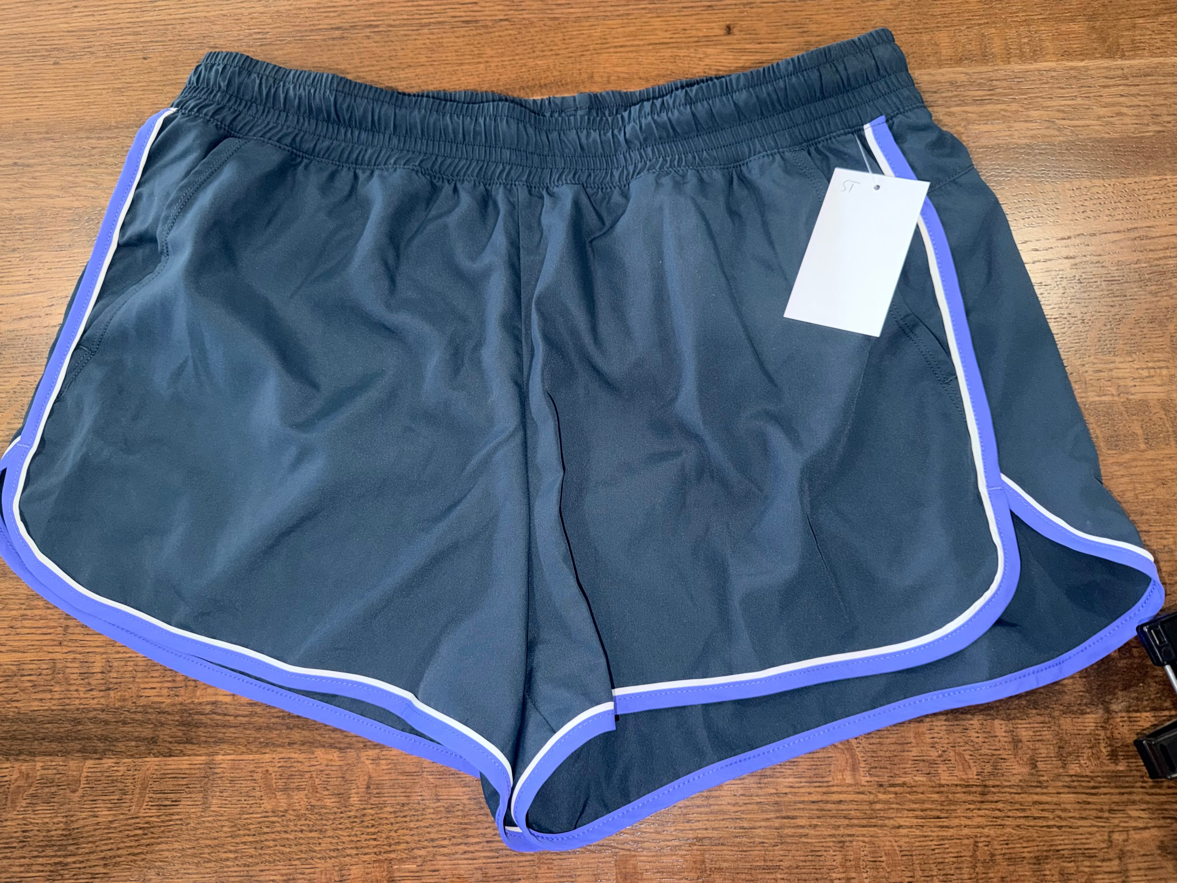Athletic Works Women's Core Lined Running Shorts Size Large