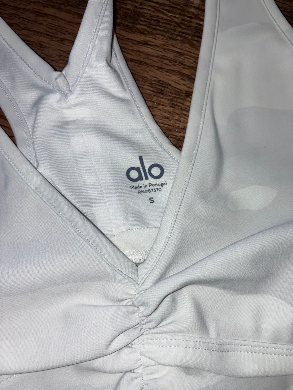 Alo Vapor Wild Thing Bra & Alo 
High Waist Vapor Biker Shorts in Camo Size Small