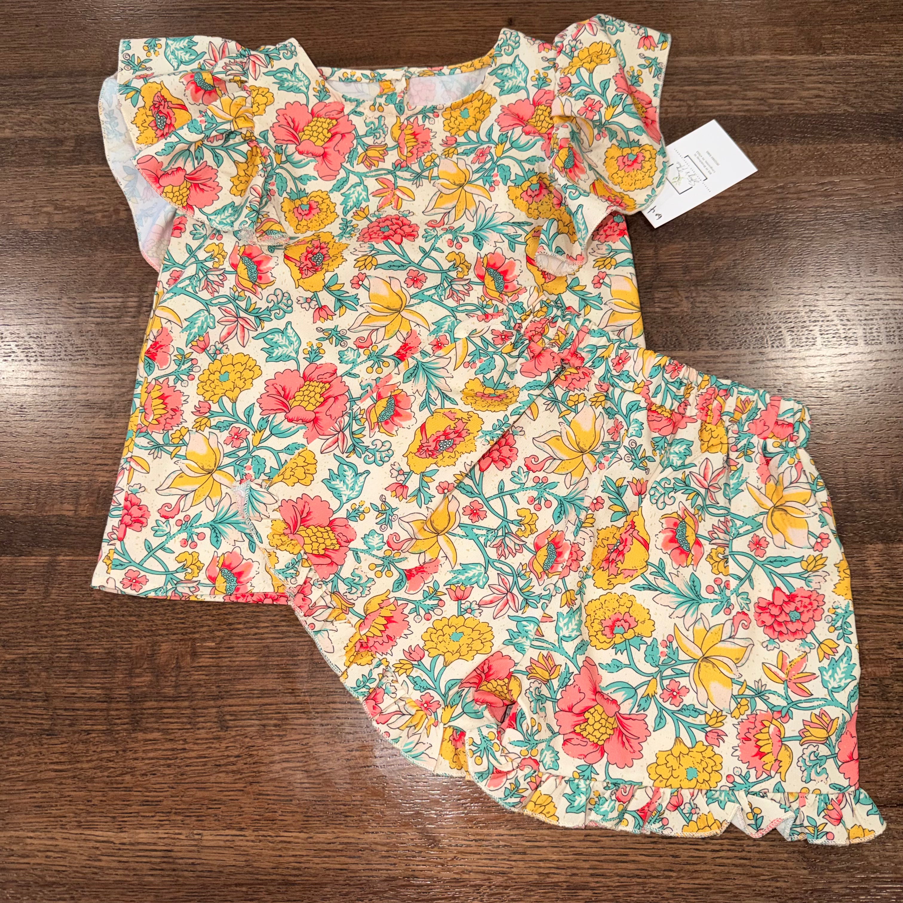 Boutique Girls Flutter Sleeve Top & Ruffle Shorties Size 4
