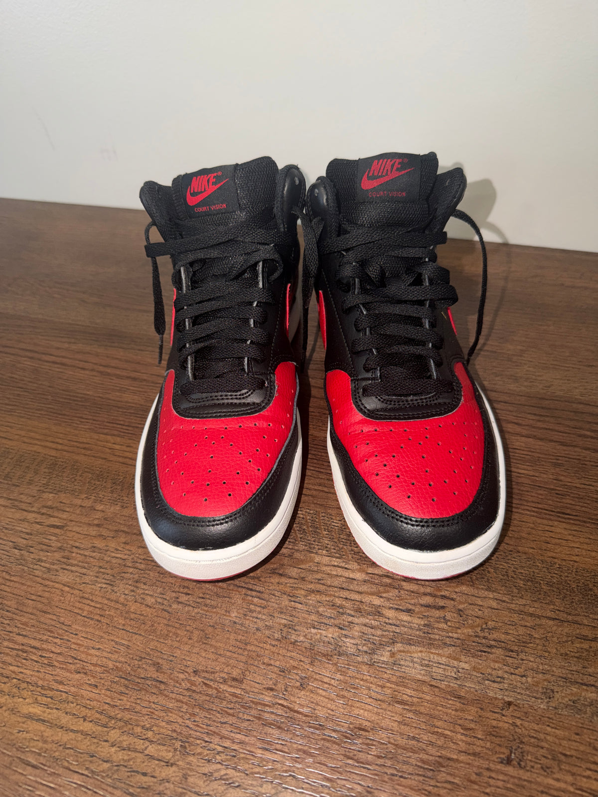 Nike Court Vision Mid Bred Men’s 8.5 Black Red White DM8682-001 Sneakers Shoes