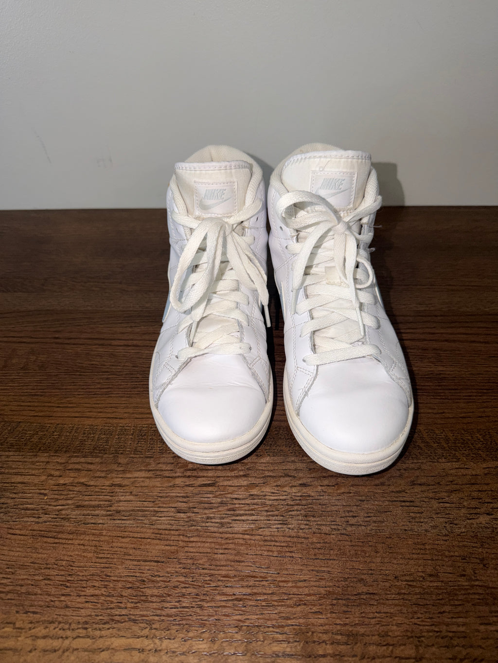 Nike Court Royale 2 Mid Women’s 7.5 White Blue Tint CT1725-106 High Top Shoes