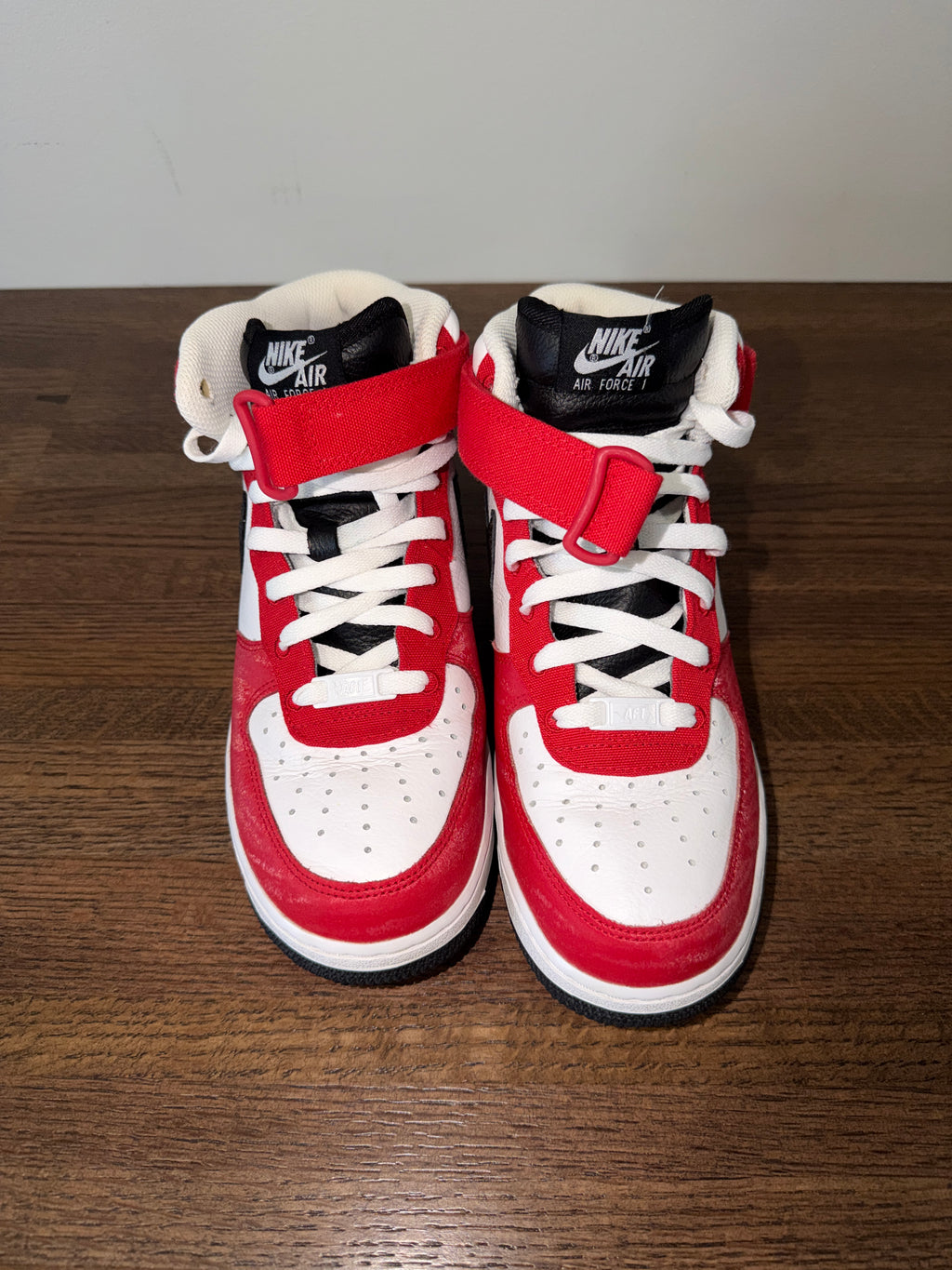 Nike Air Force 1 High Women’s 8.5 Red White Black DV3902-600 Sneakers