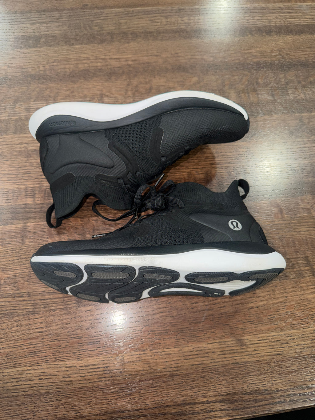 Lululemon Chargefeel Workout Mid 2 Women’s Size 6.5 Black White Anchor Training Shoes