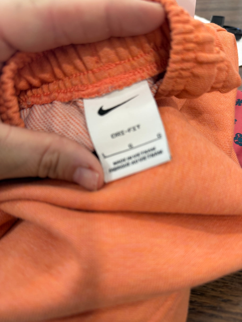 Nike Standard Issue Dri-FIT 8” Basketball Shorts Orange /Coral DQ5712-643 Men’s