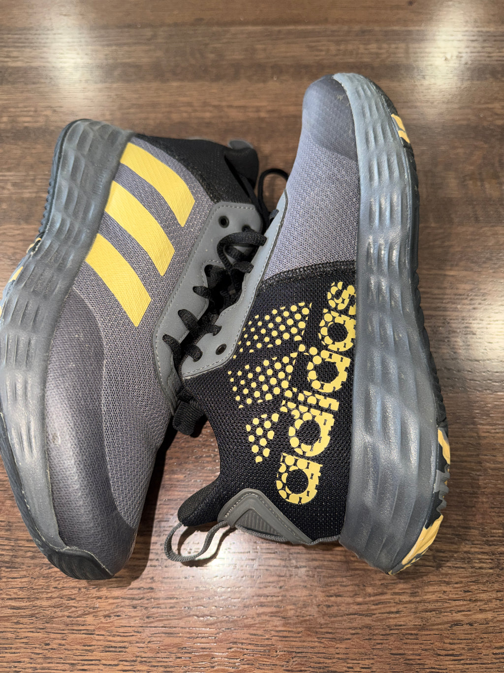Adidas OwnTheGame 2.0 GZ3381 Basketball Shoes Grey Matte Gold Black Size 7
