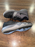 Nike Kyrie Flytrap Basketball Shoes Black Gray 943497-011 Youth Size 1Y