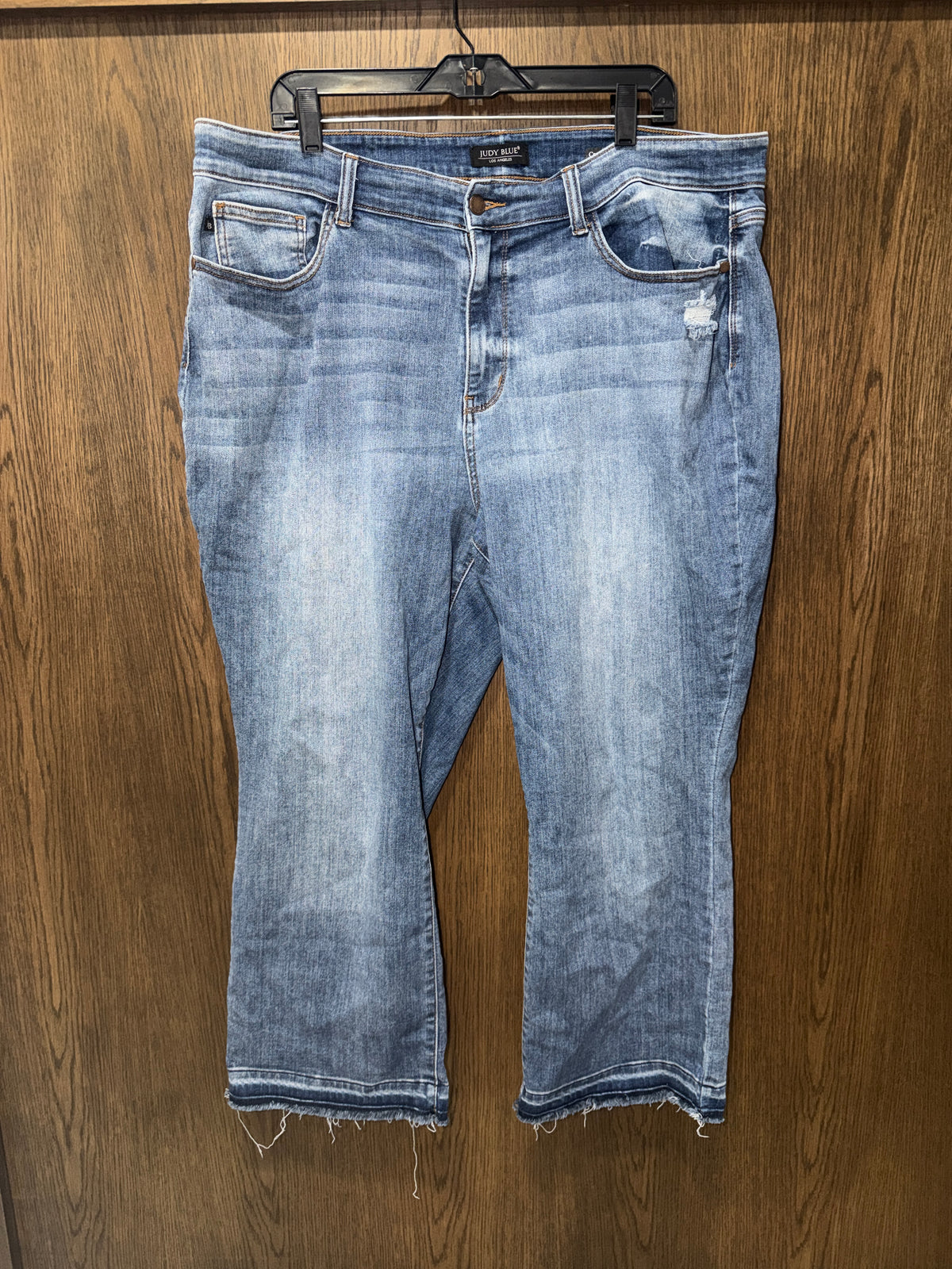 Judy Blue Cropped Bootcut Jeans Size 22W