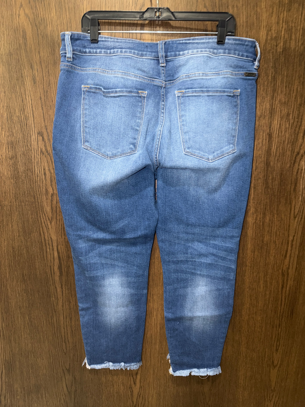 KanCan Women’s Skinny Tulip Hem Jeans Size 18