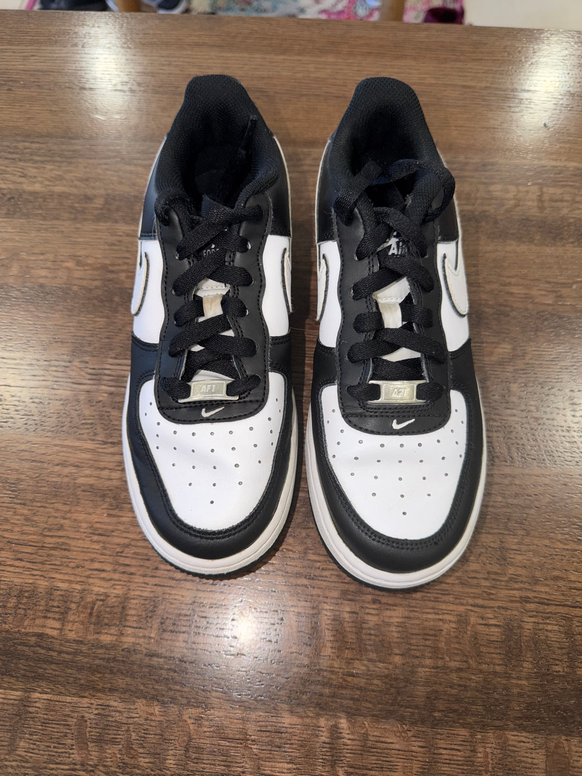 Nike Air Force 1 ’07 Low Black White Panda Sneakers Youth Size 5.5Y DV0788-001