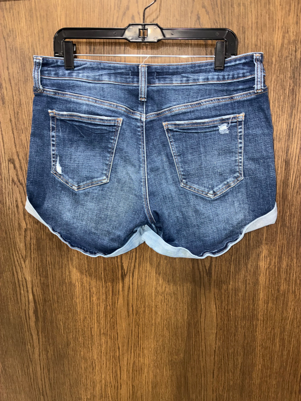 Silver Jeans Women’s Boyfriend Shorts Size 32