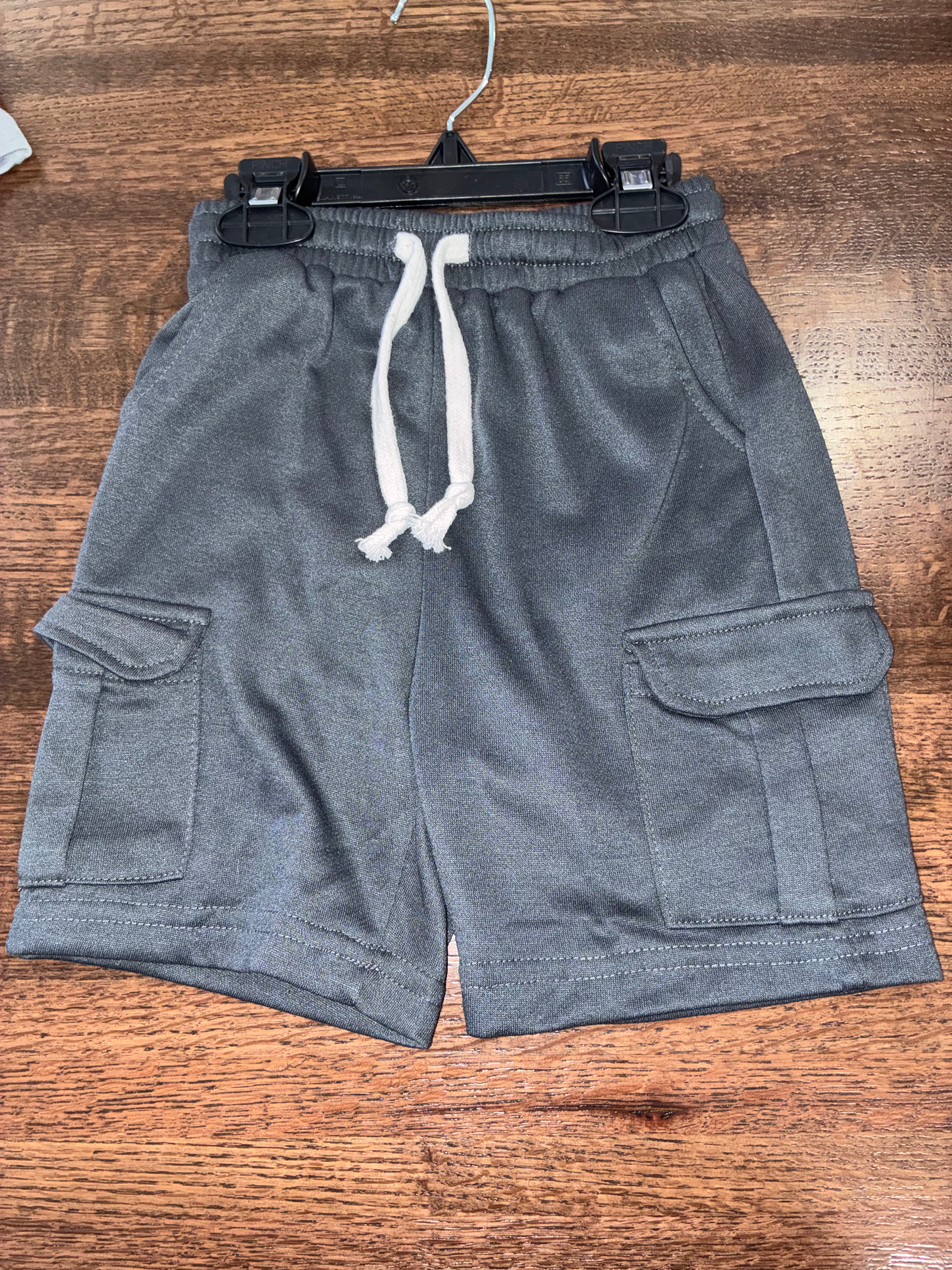 Marie Nicole Cargo Jogger Shorts Size 6 NWT