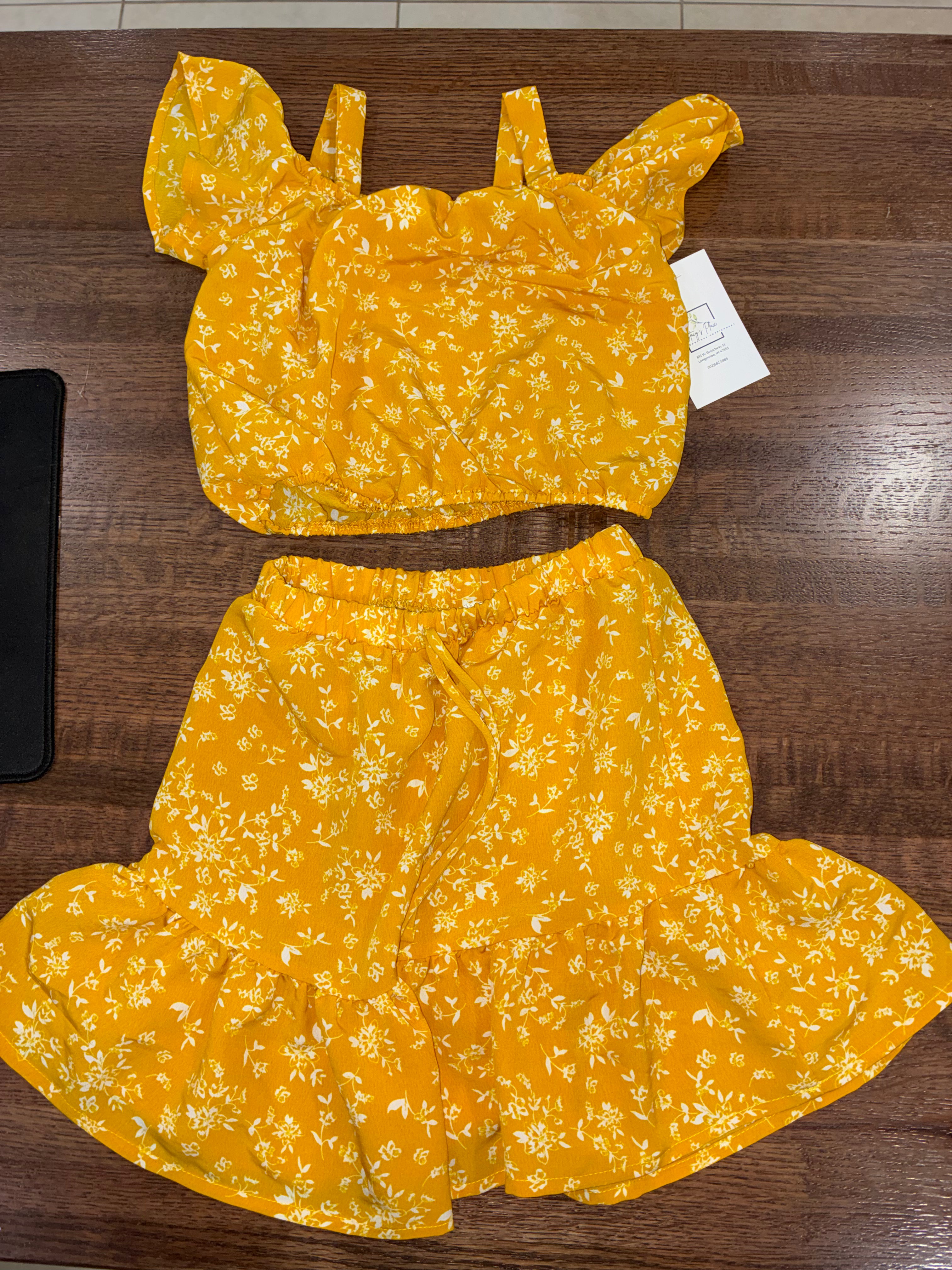 Heart & Burrrow Girls 2pc Ruffle Skirt & Peplum Top 7/8