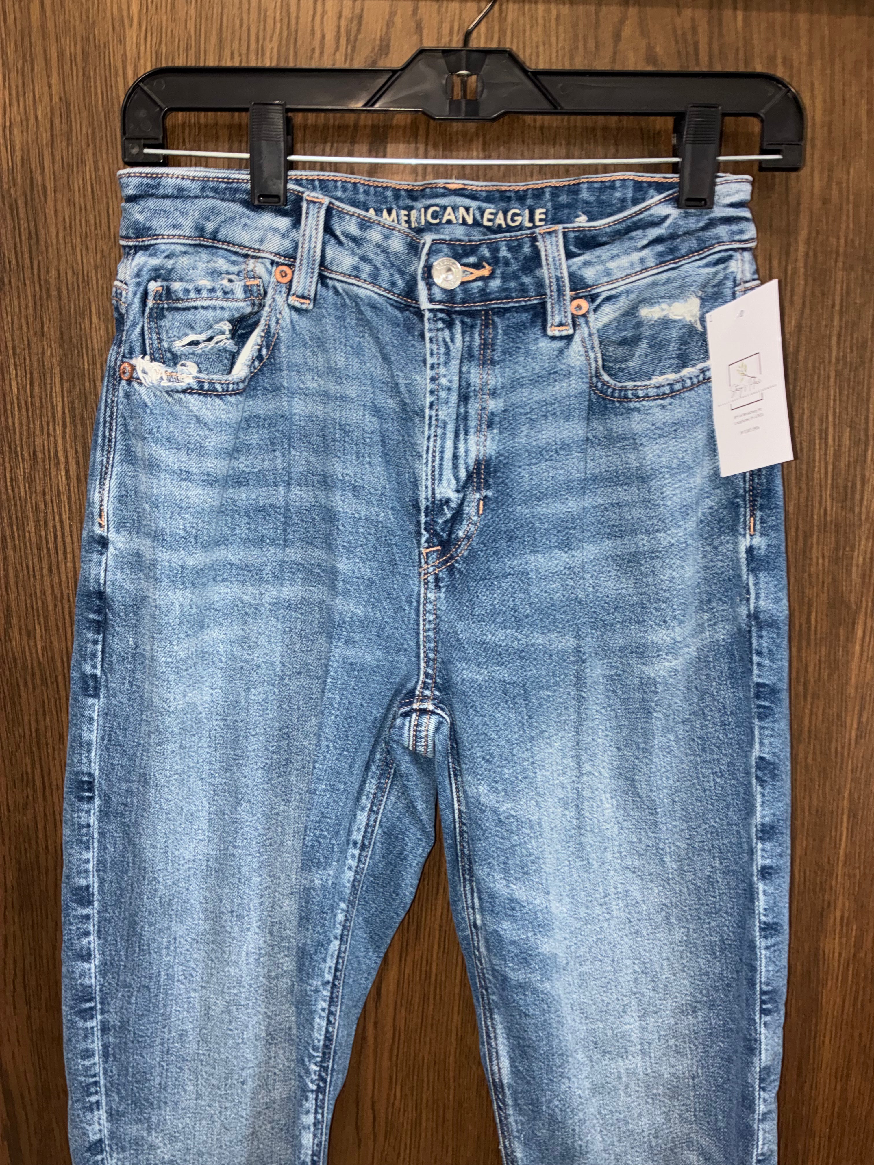 American Eagle Women’s Mom Jeans 2 Regular