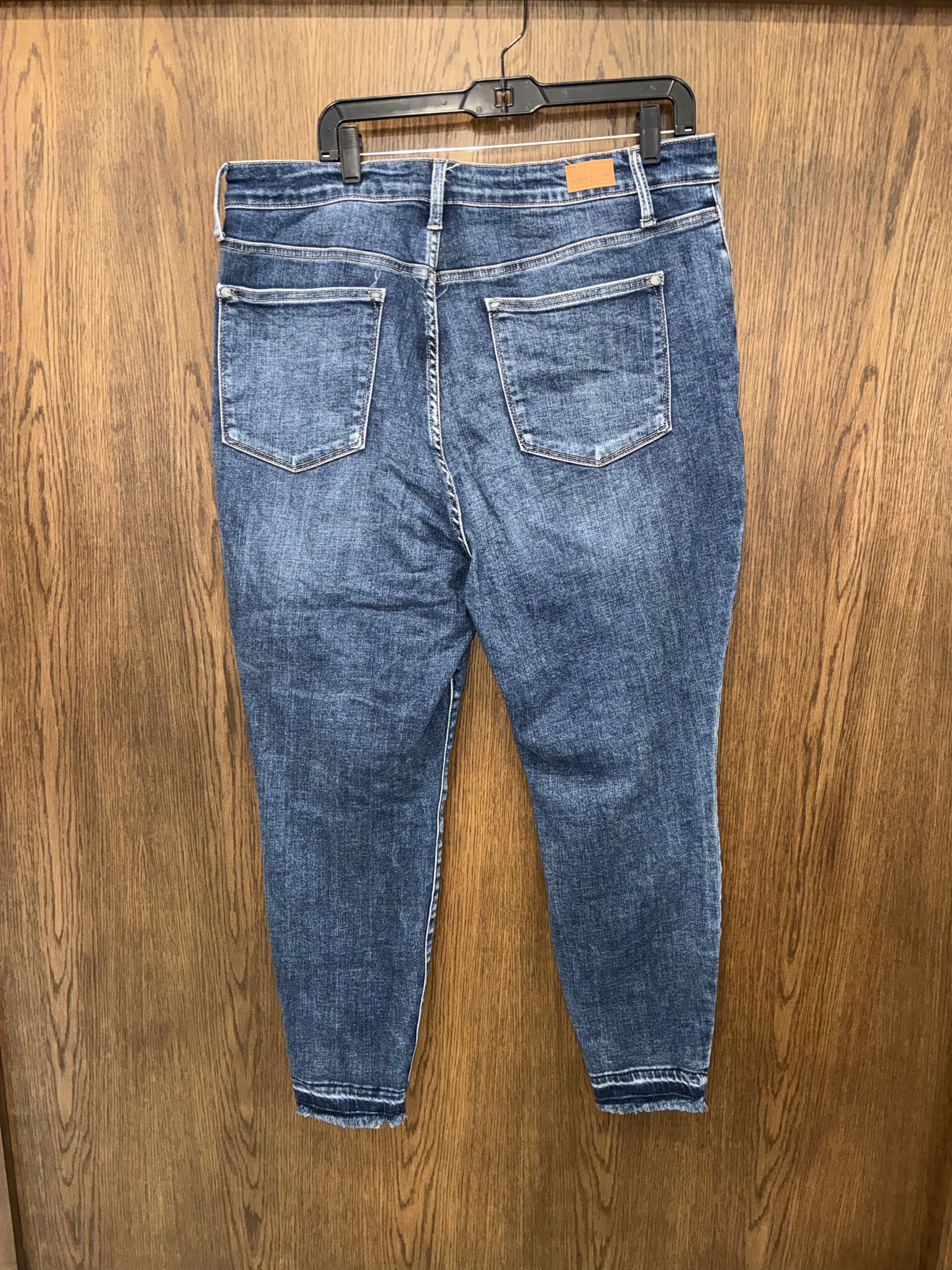 KanCan Women’s Skinny High Waist Jeans Size 20