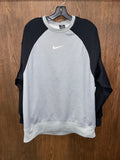 Nike Women’s Dri Fit Crew Sweatshirt Large