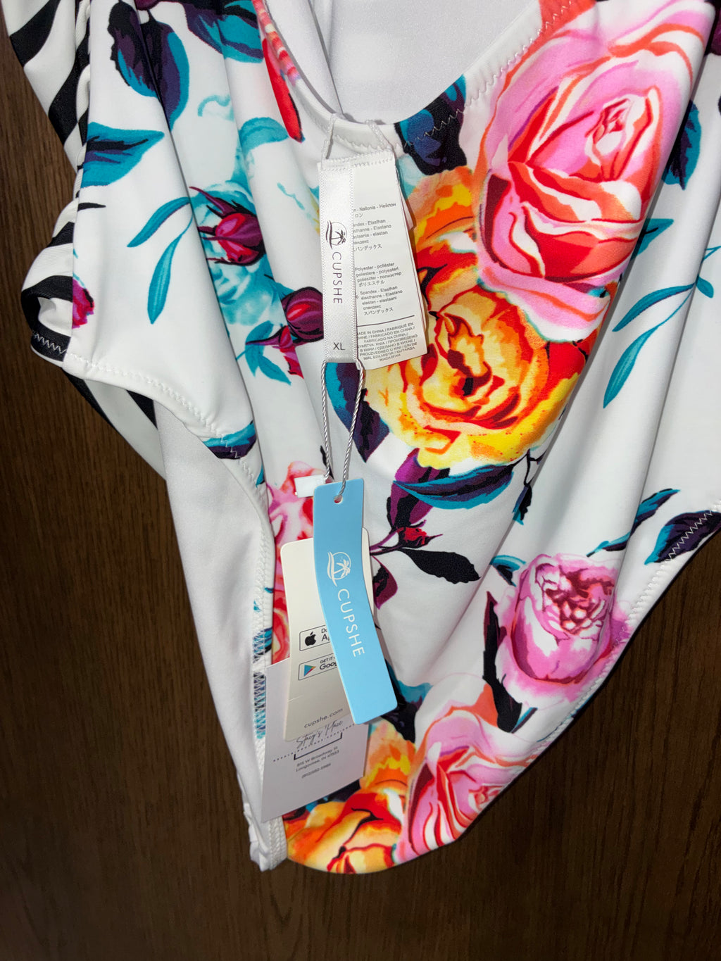 Cupshe Women’s One Piece Floral Swimsuit Size XL NWT
