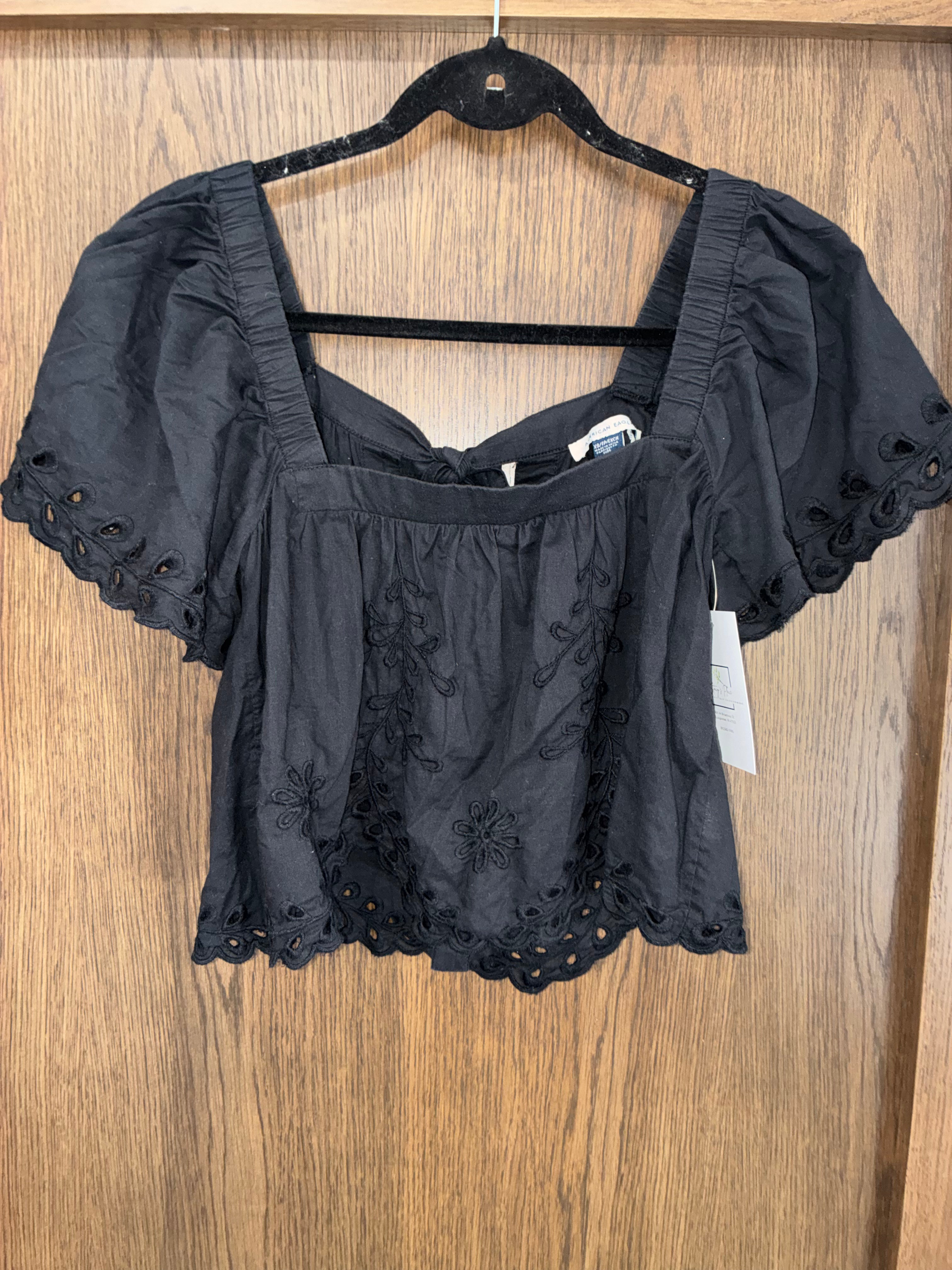 American Eagle Lace Crop Top  Tie Back Size XS