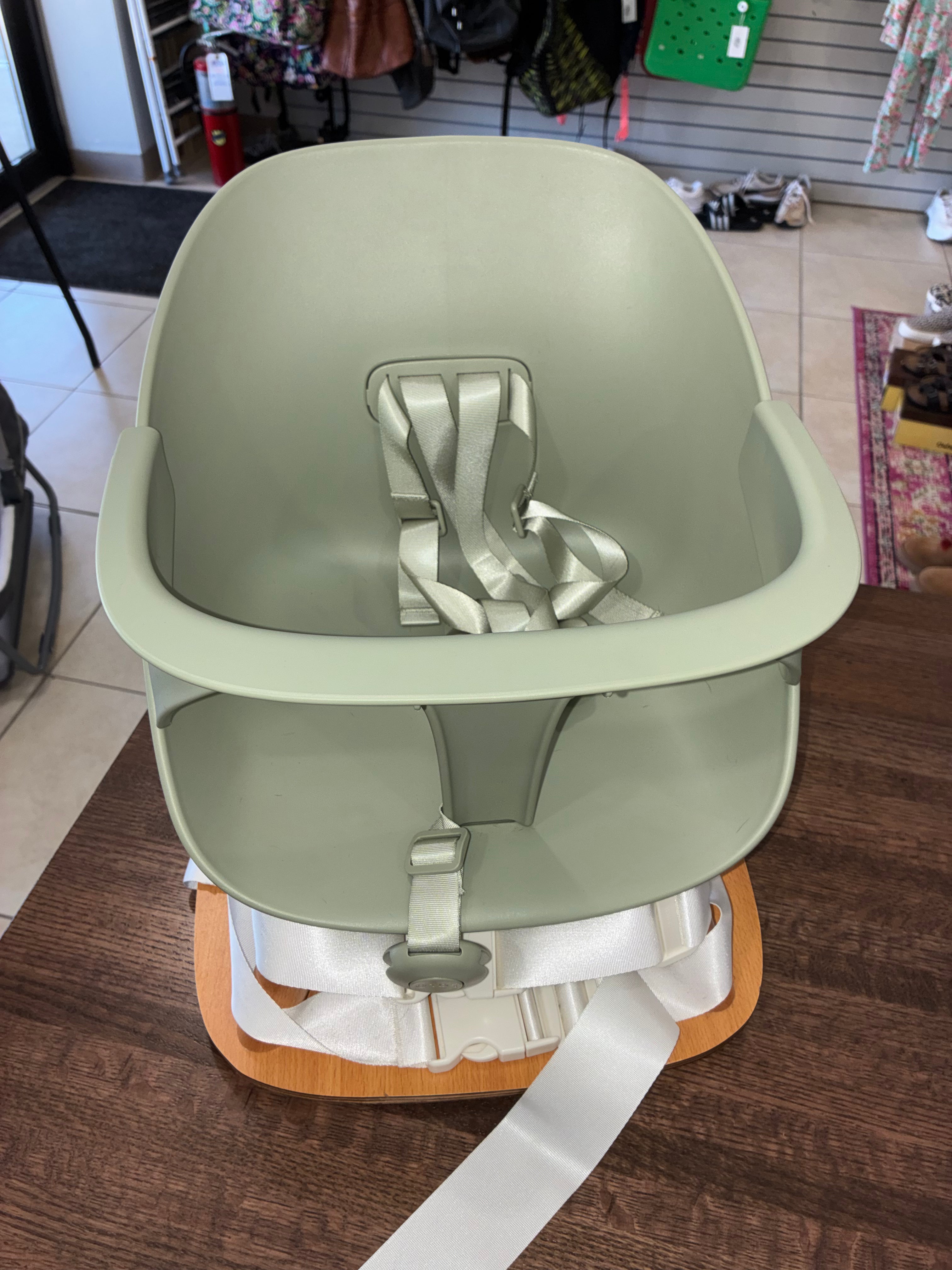 Lalo The Booster Seat