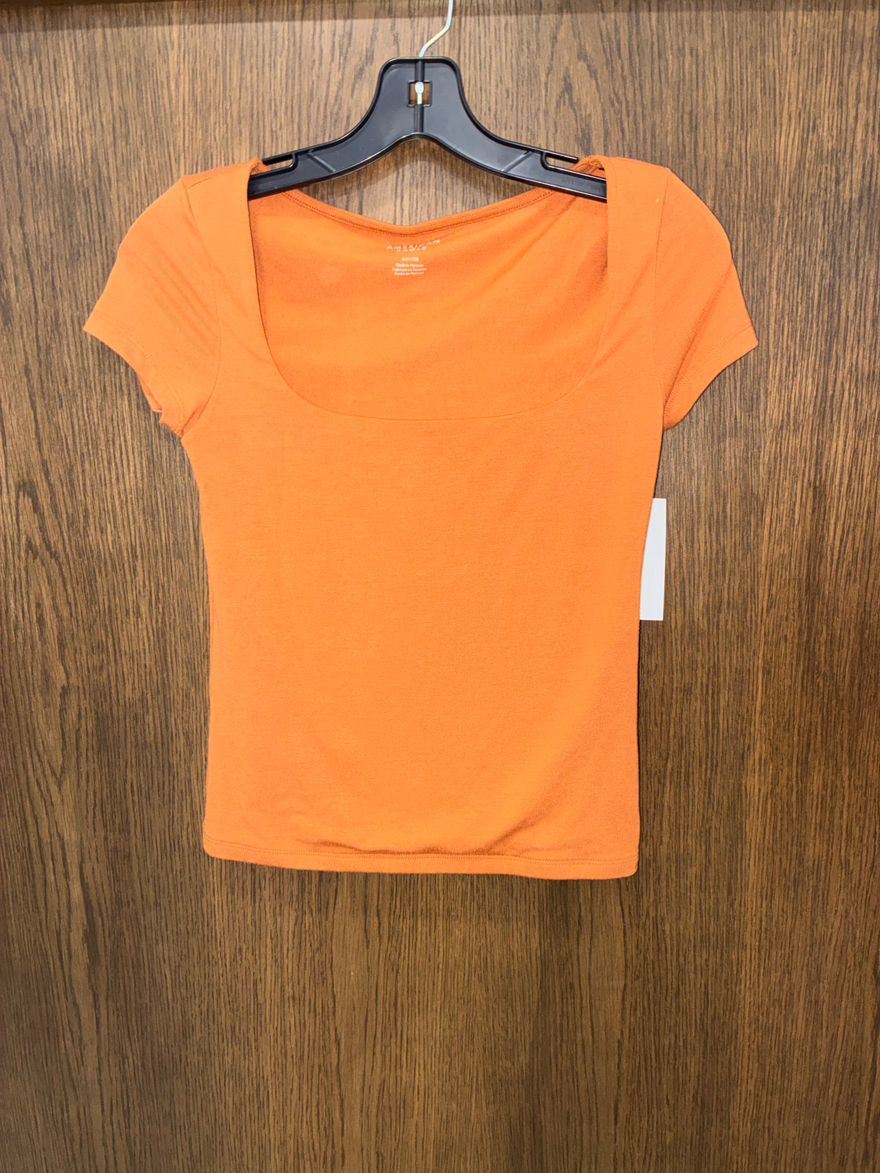 American Eagle Women’s Cropped Scoop Neck Hey Baby Tee Size Small