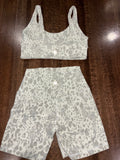 Lululemon Align Reversible Bra in Size 6 NWOT & Lululemon Align High-Rise 6” Shorts Size 4 NWOT