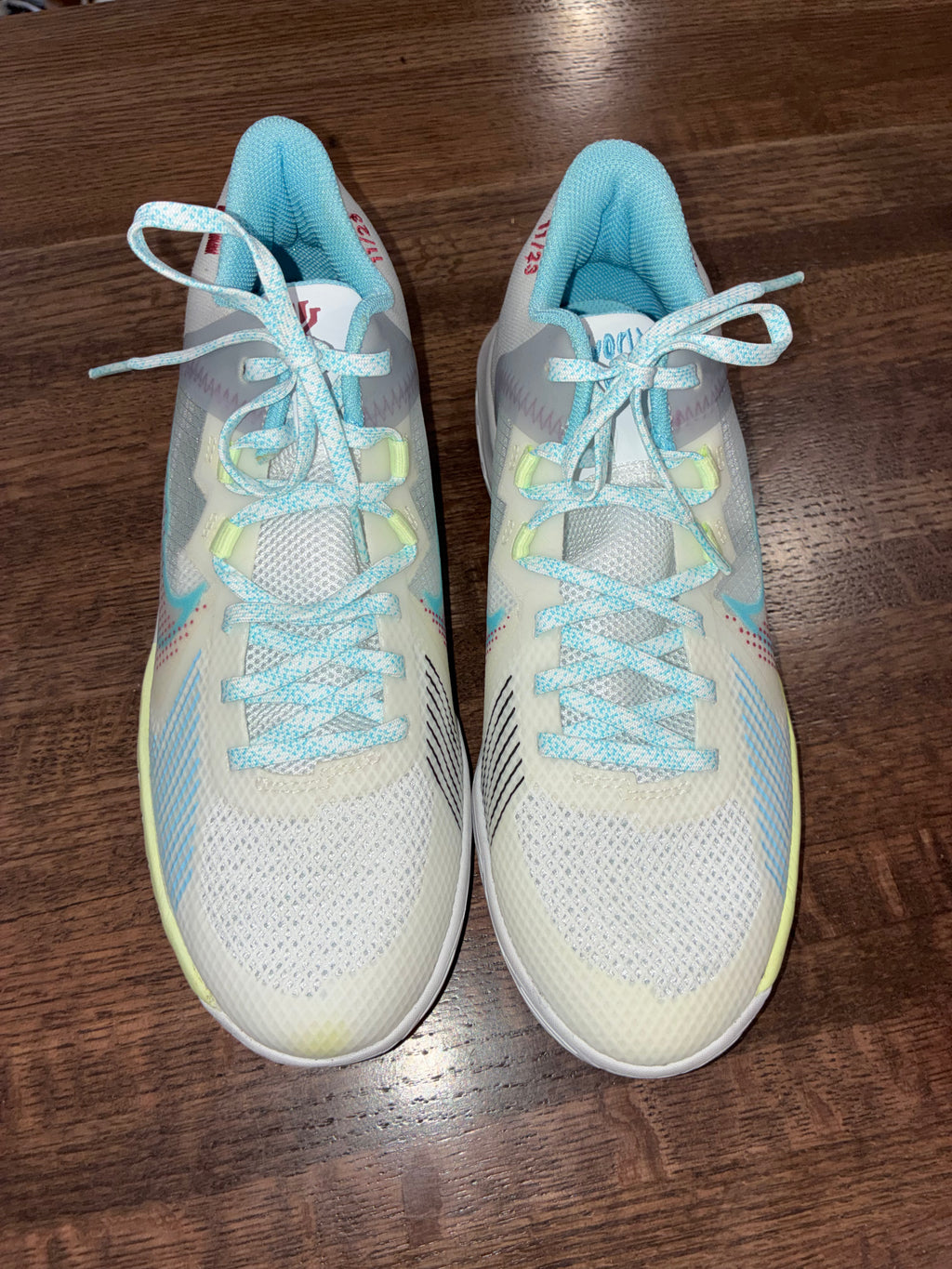 Nike Boys Kevin Durant Basketball Shoes Size 7Y