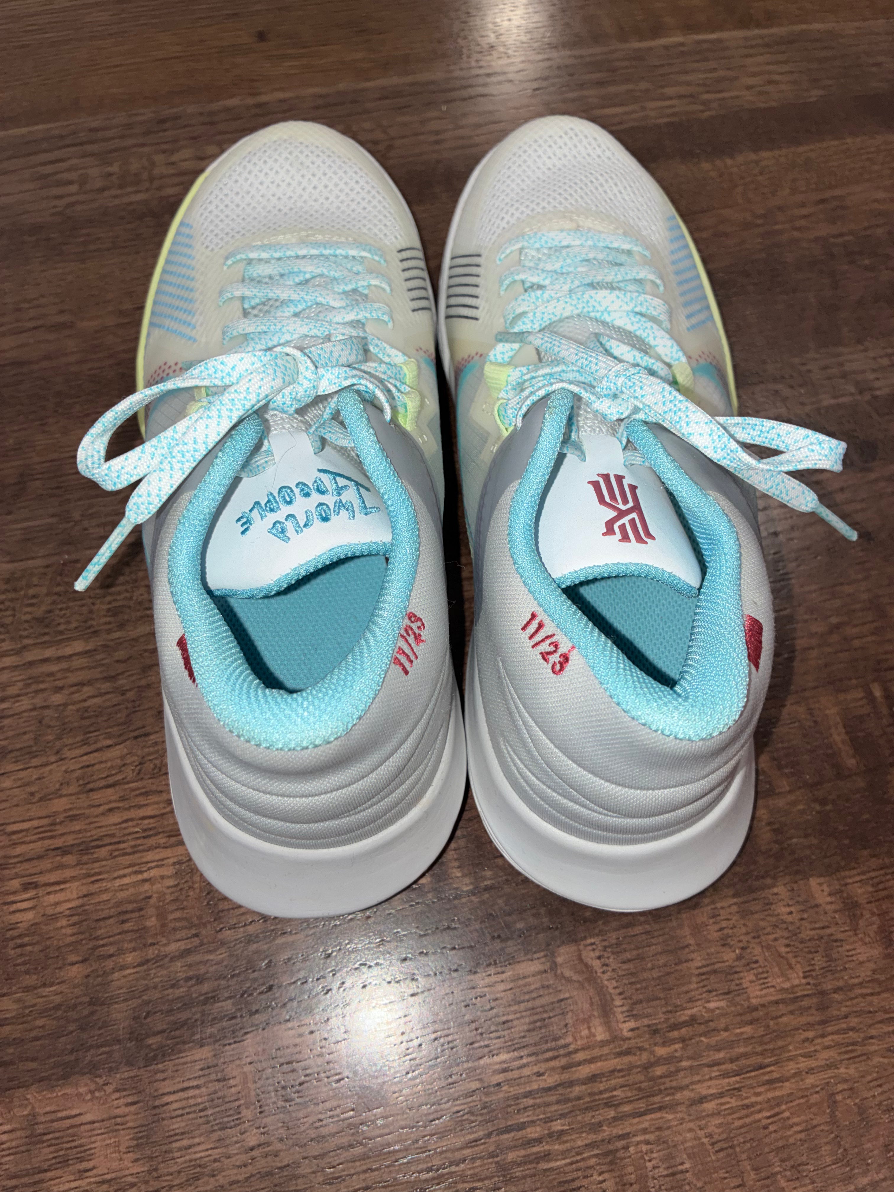 Nike Boys Kevin Durant Basketball Shoes Size 7Y