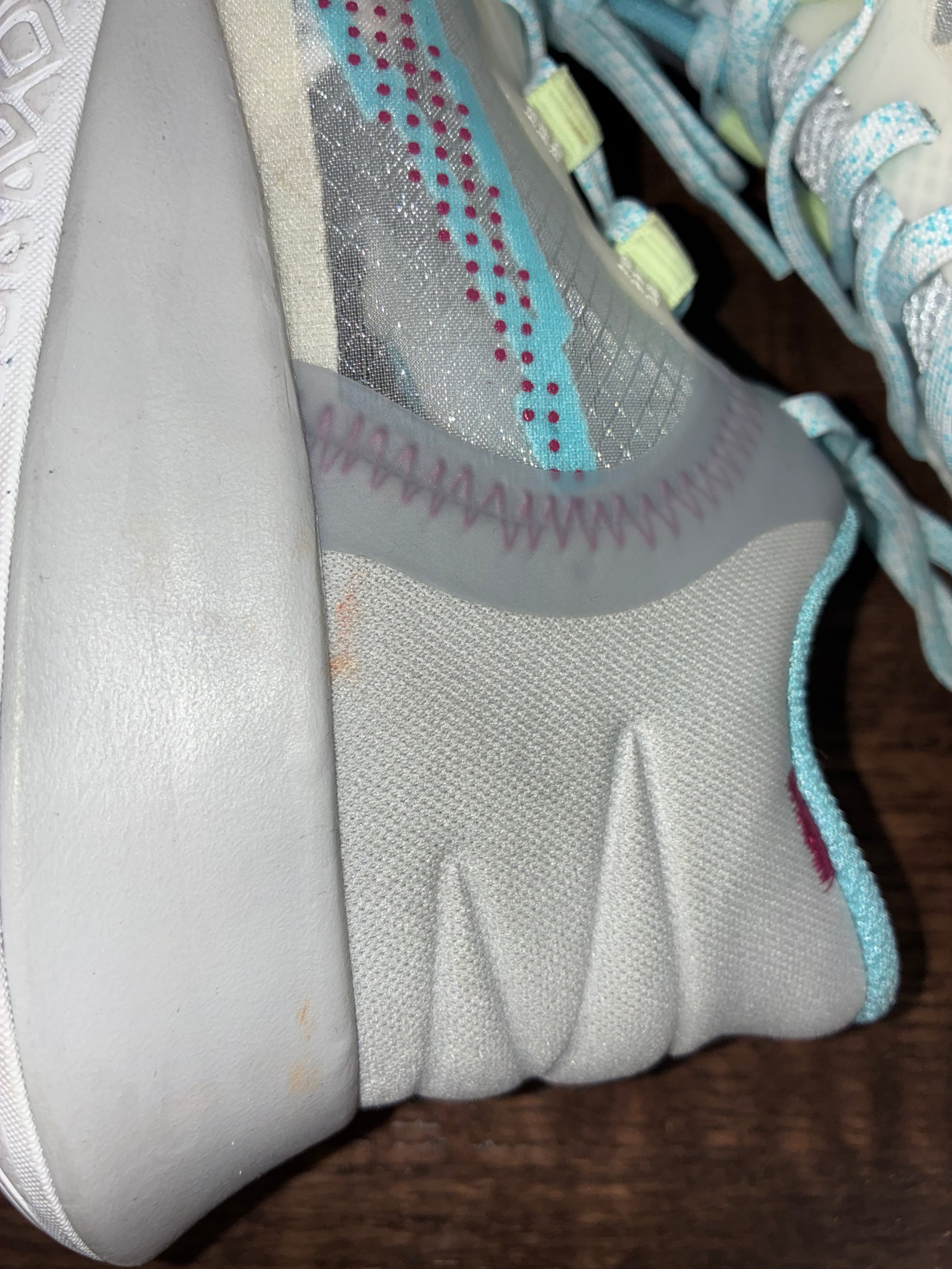 Nike Boys Kevin Durant Basketball Shoes Size 7Y