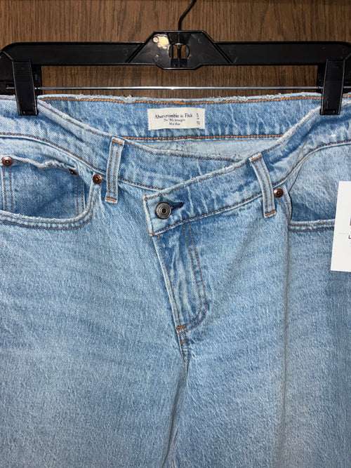 Abercrombie & Fitch The 90’s Straight Mid Rise Jeans Size 31 Long