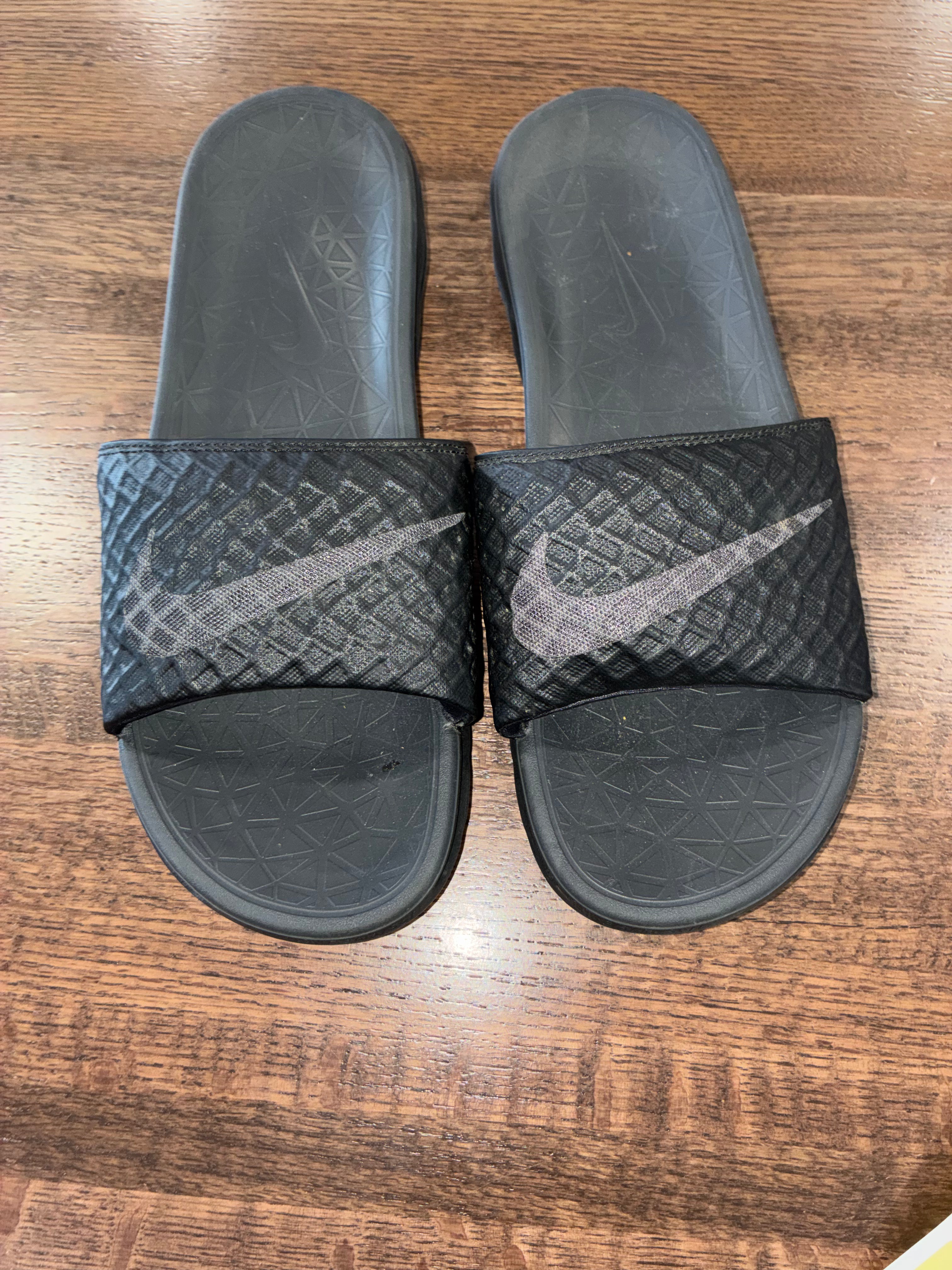 Nike Men’s Benassi Solarsoft Slide Sandals Black Size 11