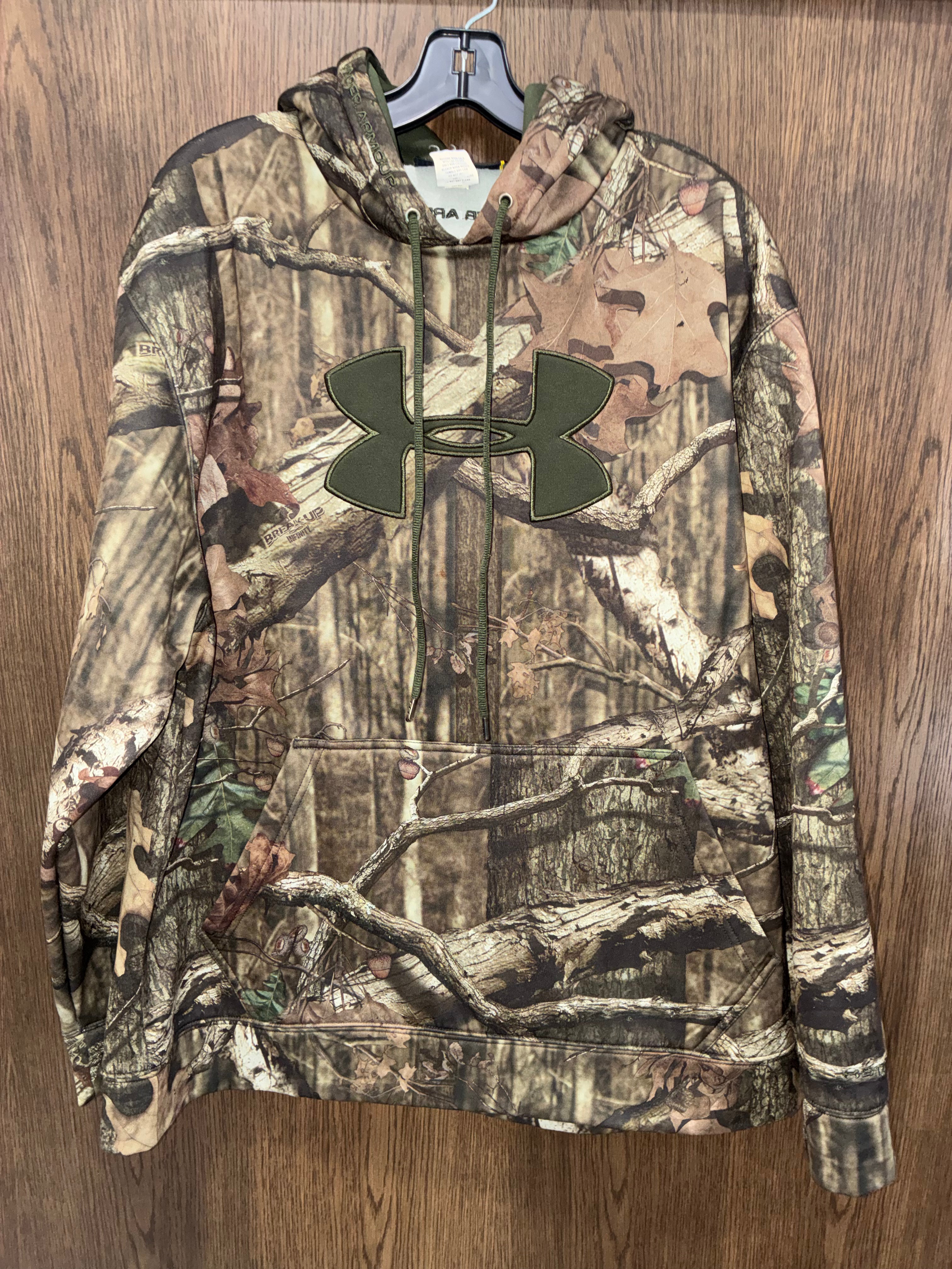 Under Armour Men’s Camo Hoodie XL
