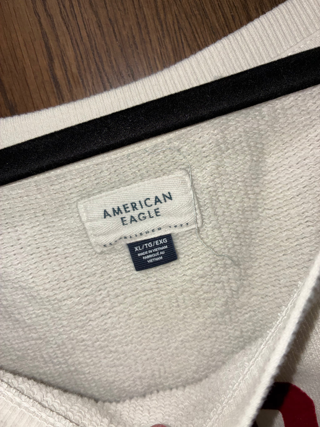 American Eagle Women’s London Crew Sweatshirt XL