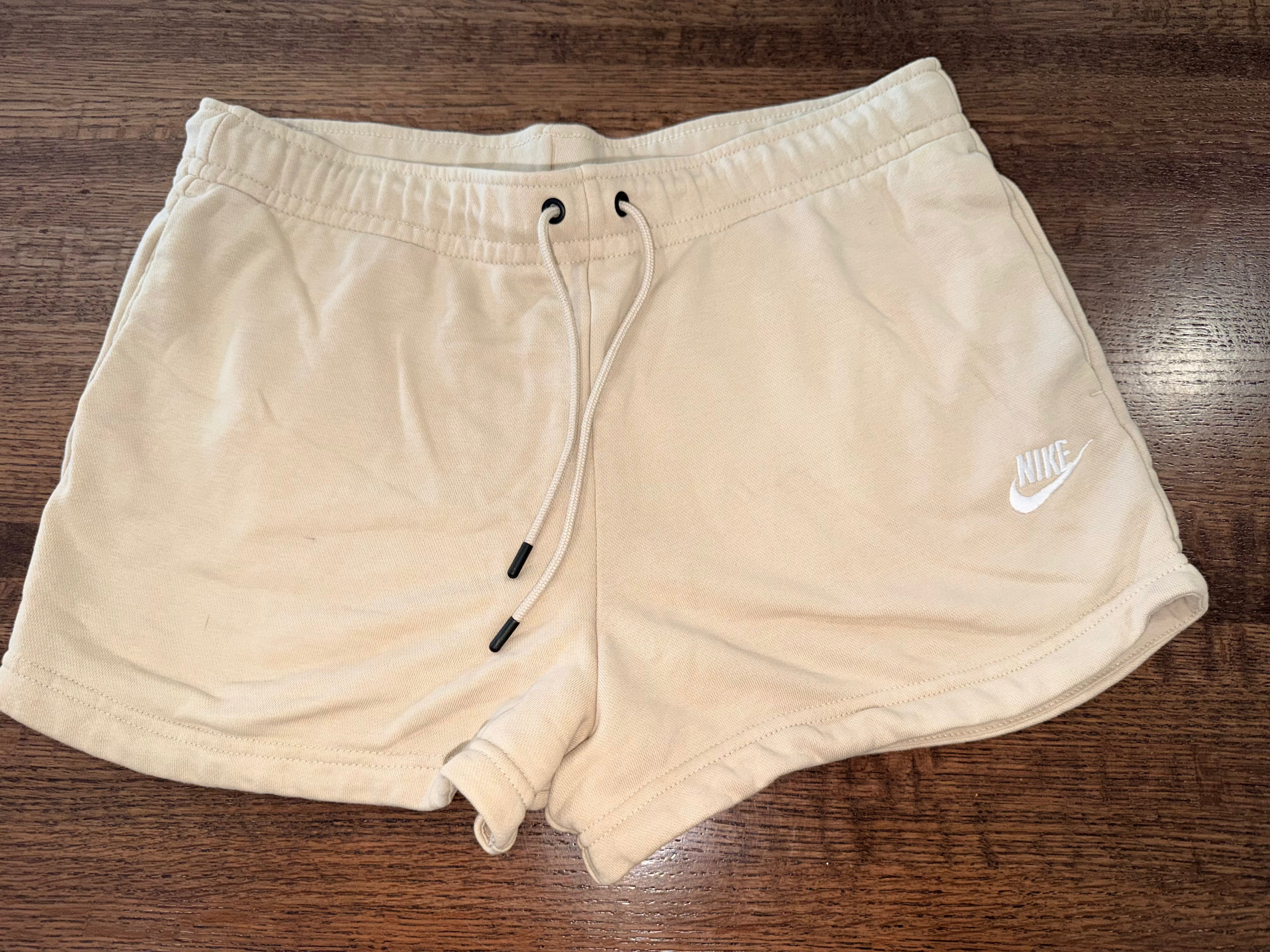 Nike Women’s Club Fleece Tan Shorts Medium