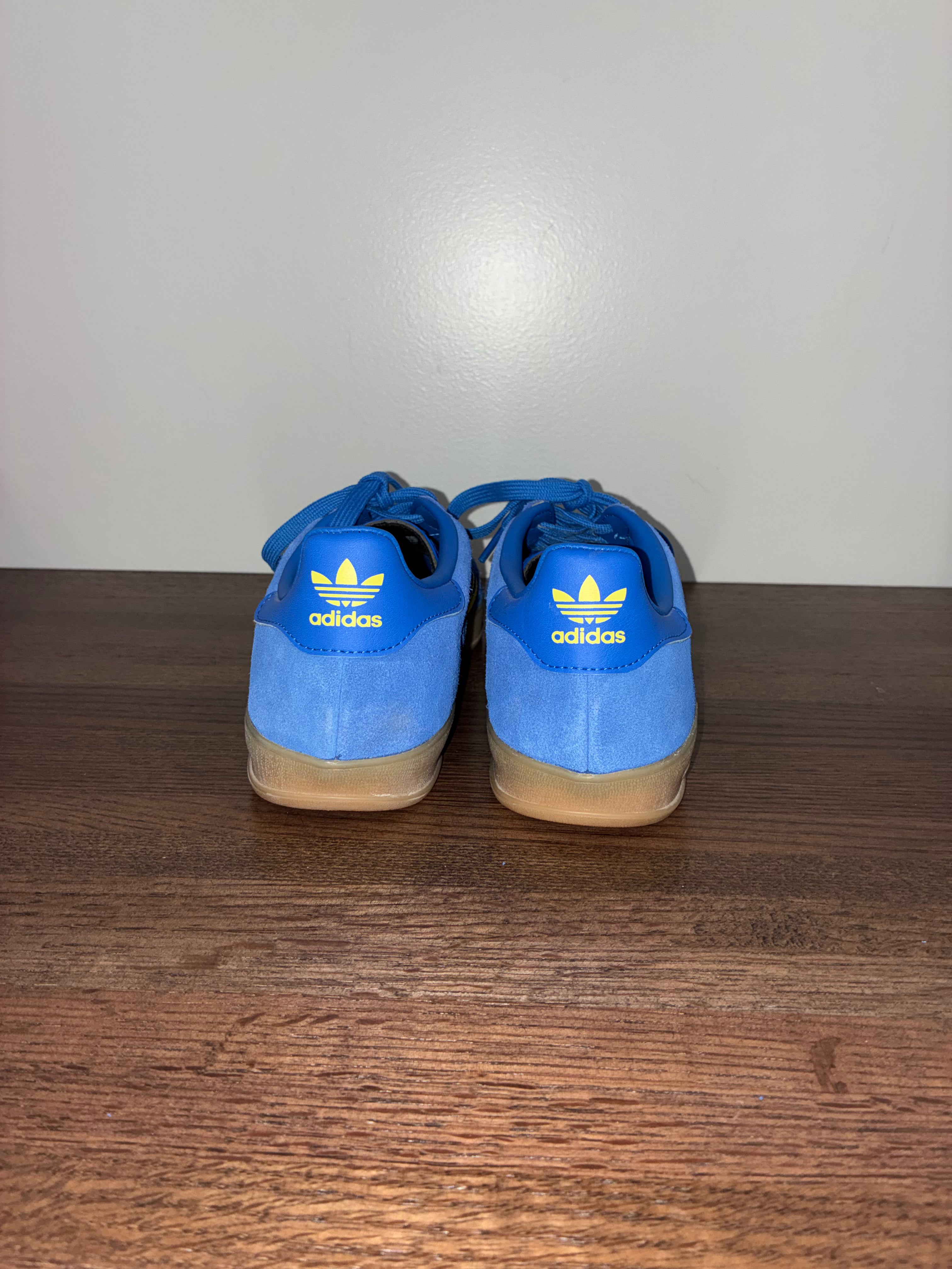 Gazelle Adidas Men’s Indoor Shoes Size 10.5 Blue Pure/Sulfur/Gum