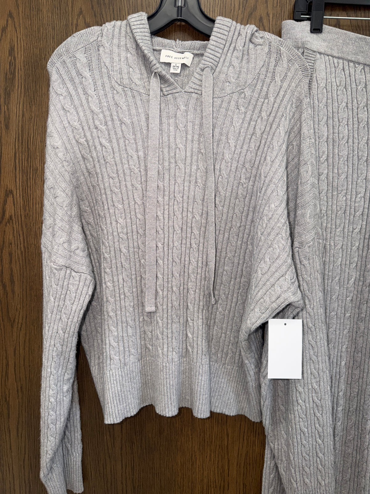 Free Assembly Women’s Cable Knit Hoodie Sweater & Wide Leg Pants Matching Set Size Large Gray