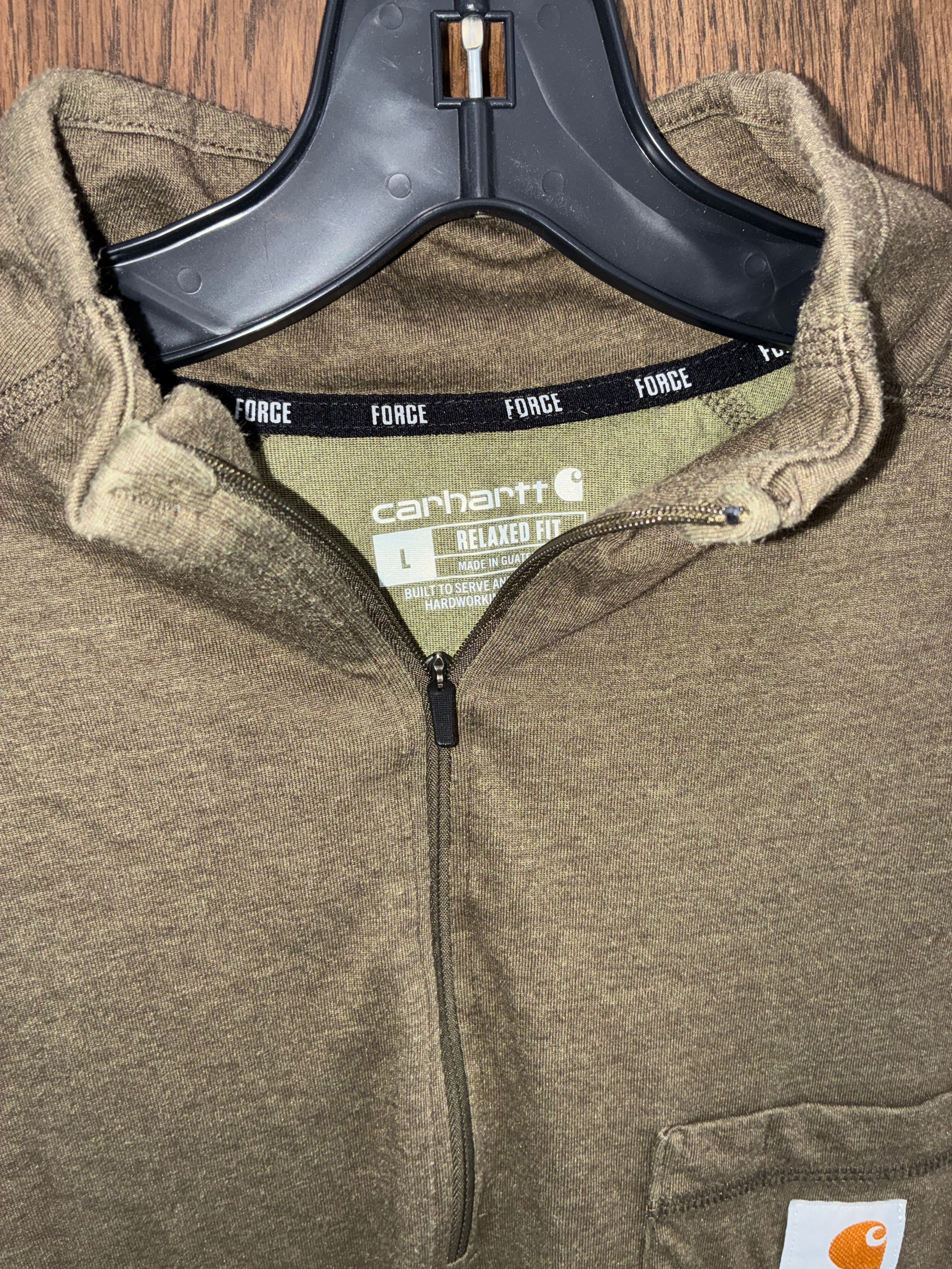 Carhartt Men’s Basil
Green Midweight Long Sleeve 1/4 Zip Size Large