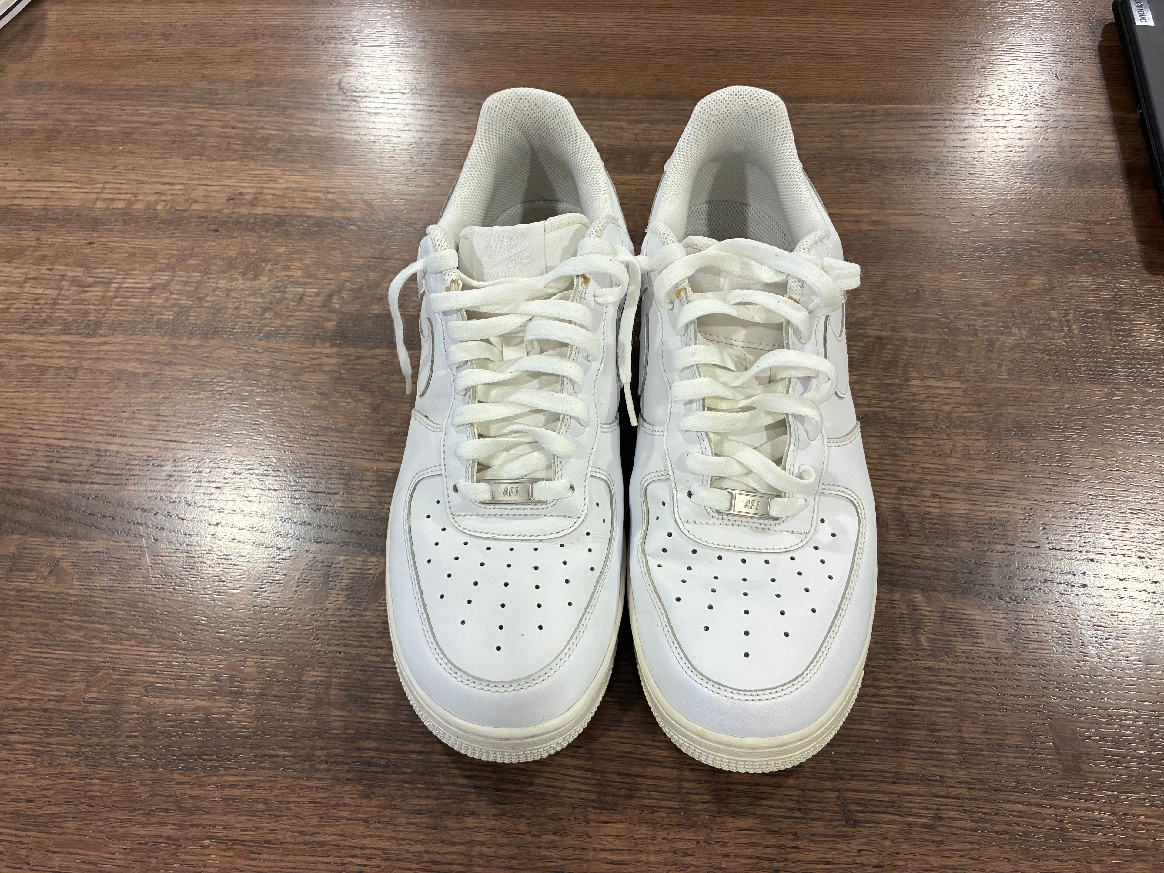 Nike Air Force 1 Low Top Sneakers Size Men’s 11.5